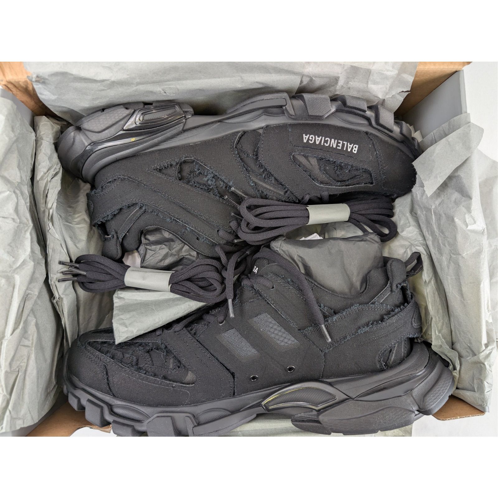 Balenciaga o1rshd1 Destroyed Canvas Track Sneakers in Black Size US 12 / EU 45 - 19 Thumbnail