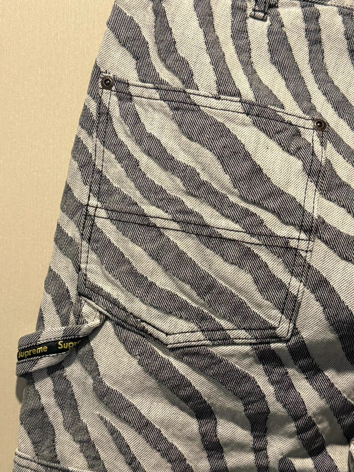Supreme Supreme SS24 Zebra Print Double Knee Logger Denim。 Ｑ20 Size US 36 / EU 52 - 2 Thumbnail
