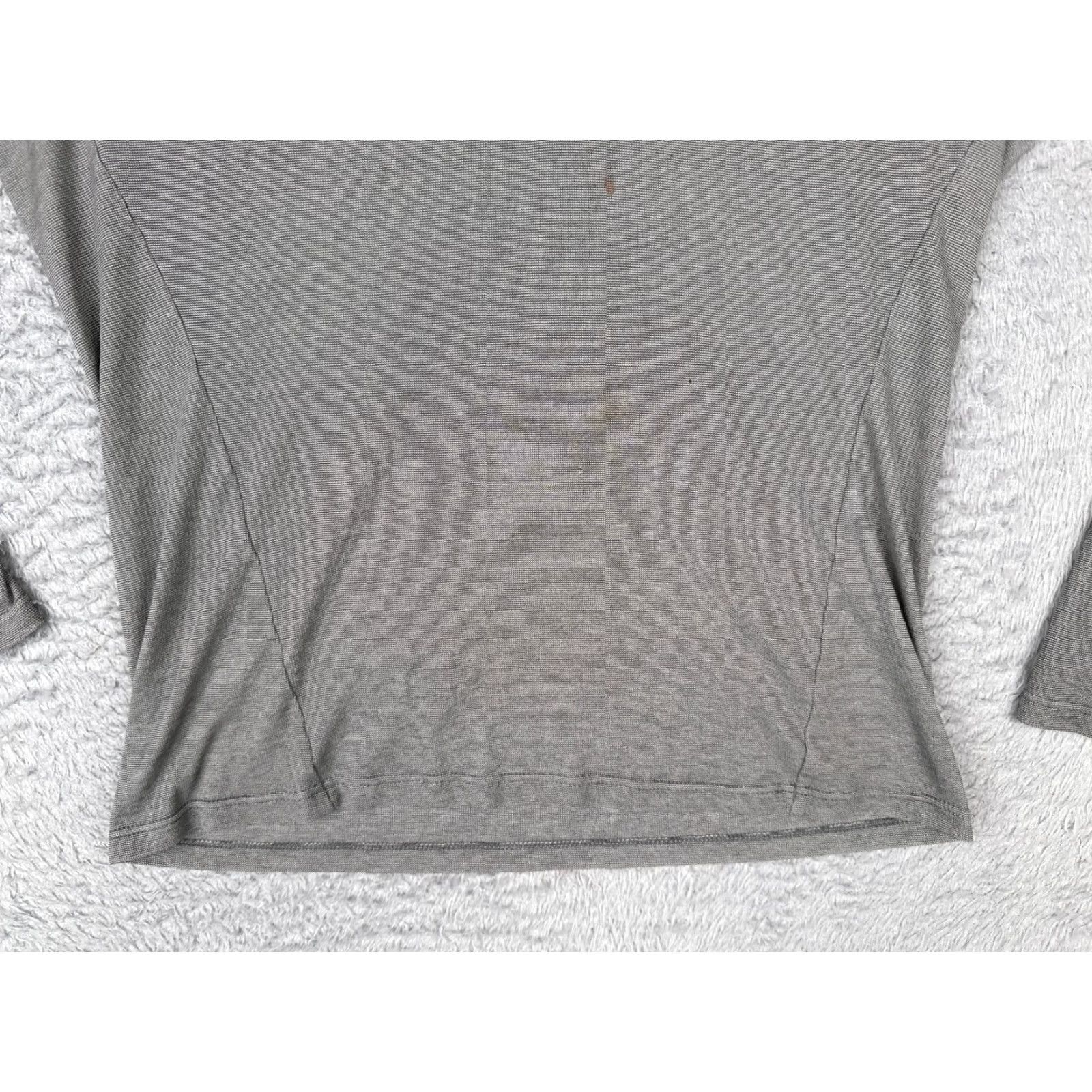 Patagonia Patagonia Shirt Women Medium Gray Capilene 2 Polyester 1/4 Zip Long Sleeve Womens Size M / US 6-8 / IT 42-44 - 5 Thumbnail