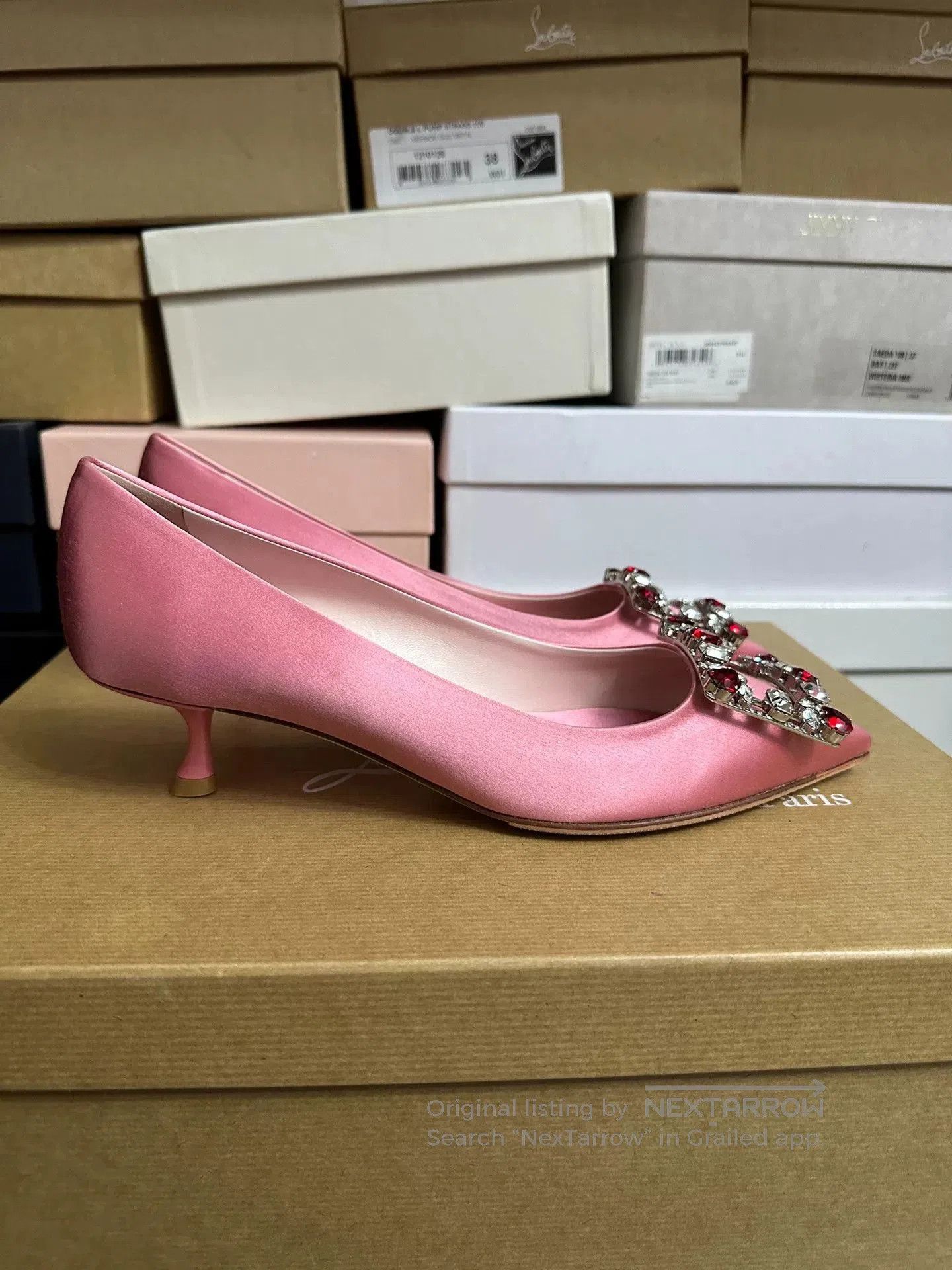 Roger Vivier Roger Vivier Pink Silk Crystal Pointed Heels. Size US 7 / IT 37 - 3 Thumbnail