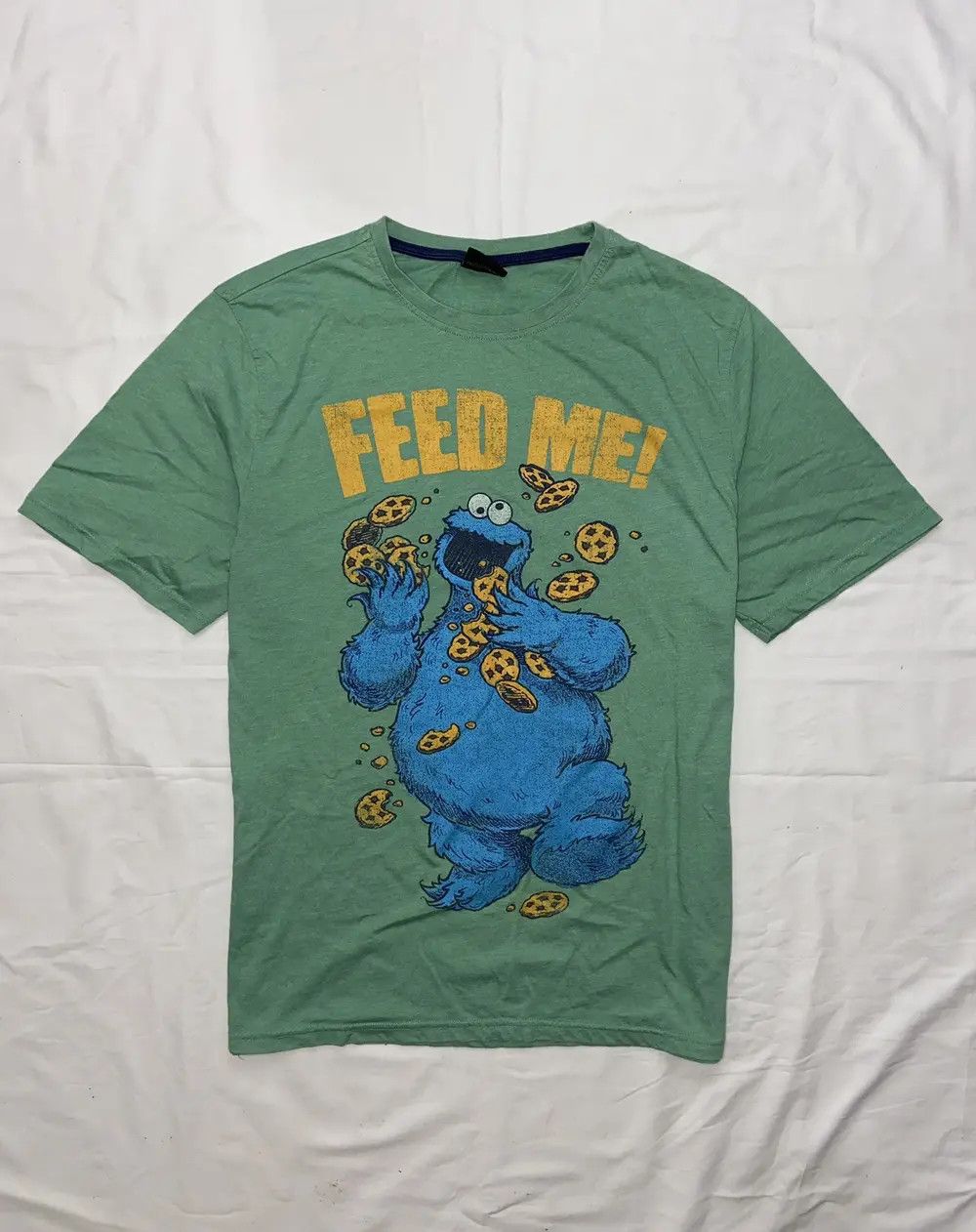 Kaws VINTAGE FUNNY SESAME STREET Y2K COOKIE MONSTER TEE T SHIRT Size US XL / EU 56 / 4 - 1 Thumbnail