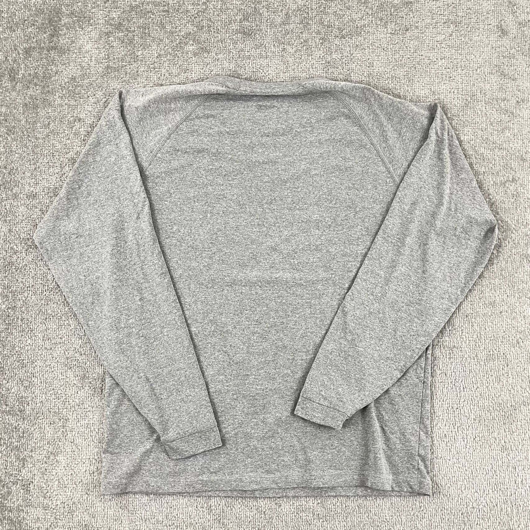 Adidas ADIDAS Shirt Mens Medium Gray Long Sleeve Graphic Running Athletic Workout Gym Size US M / EU 48-50 / 2 - 7 Thumbnail