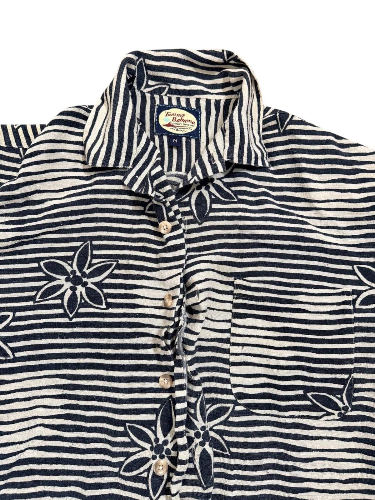 Tommy Bahama Tommy Bahama Silk Short Sleeve Button-Up — Floral | Size M Size US M / EU 48-50 / 2 - 3 Thumbnail