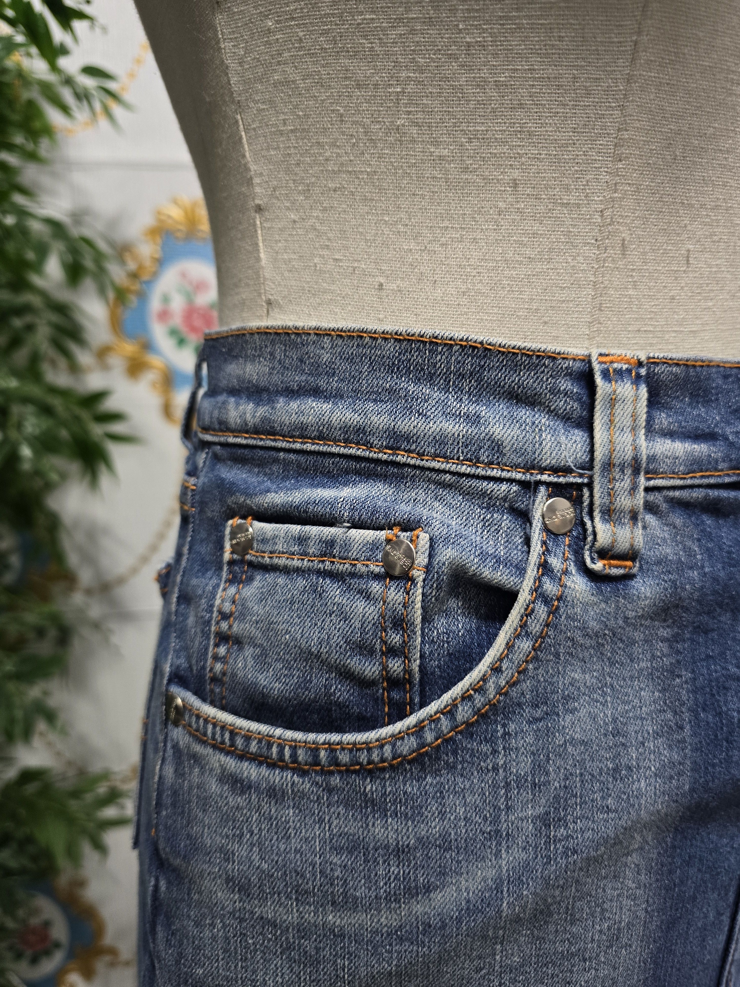 Iceberg ICEBERG, denim mini skirt VINTAGE, RARE , FITS medium Size 30" / US 8 / IT 44 - 6 Thumbnail