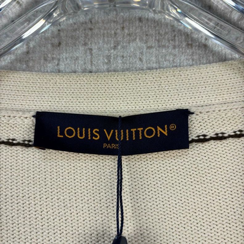 Louis Vuitton Louis Vuitton SS24 Logo monogrammed single-breasted V-neck Size US XL / EU 56 / 4 - 4 Thumbnail