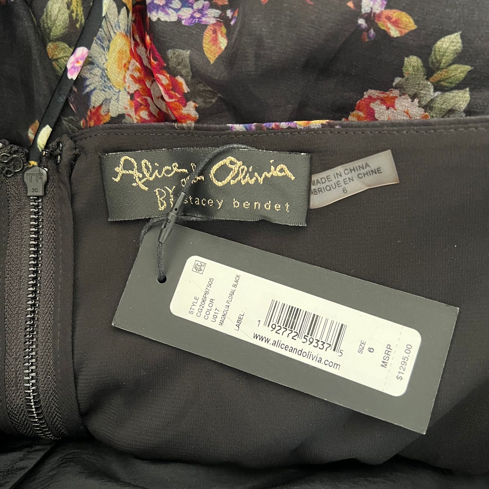 Alice + Olivia ALICE+OLIVIA Magnolia Floral Halter Maxi Evening Dress, US2 Size XS / US 0-2 / IT 36-38 - 7 Thumbnail