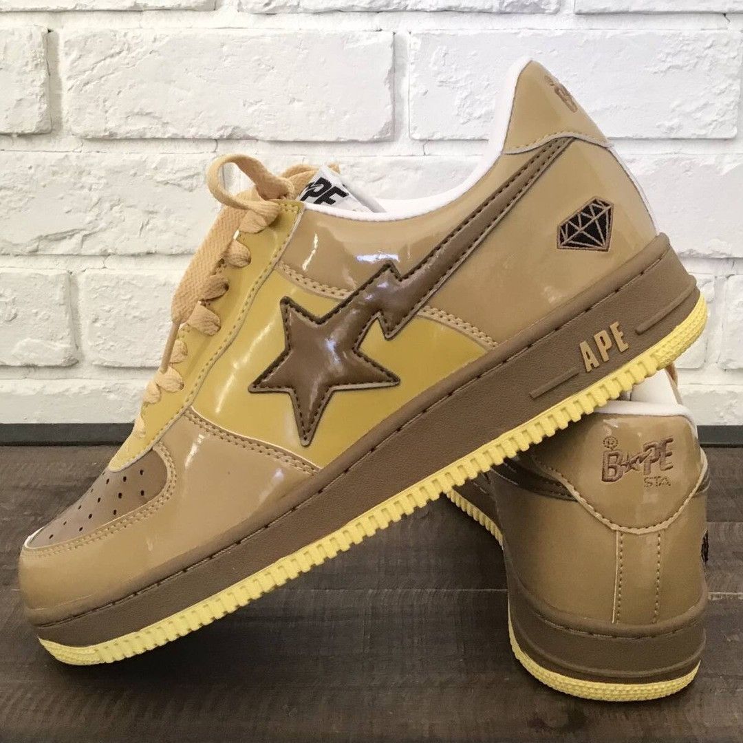 Bape × Nigo 🔥Not sold in store🔥 Gold Card BAPE STA sneakers NIGO APE Size US 11 / EU 44 - 1 Thumbnail