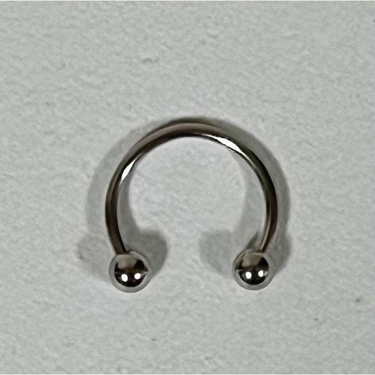 Japanese Brand × Jewelry Silver Curved Horseshoe Septum Earring Body Jewelry 🩶 Size ONE SIZE - 1 Thumbnail