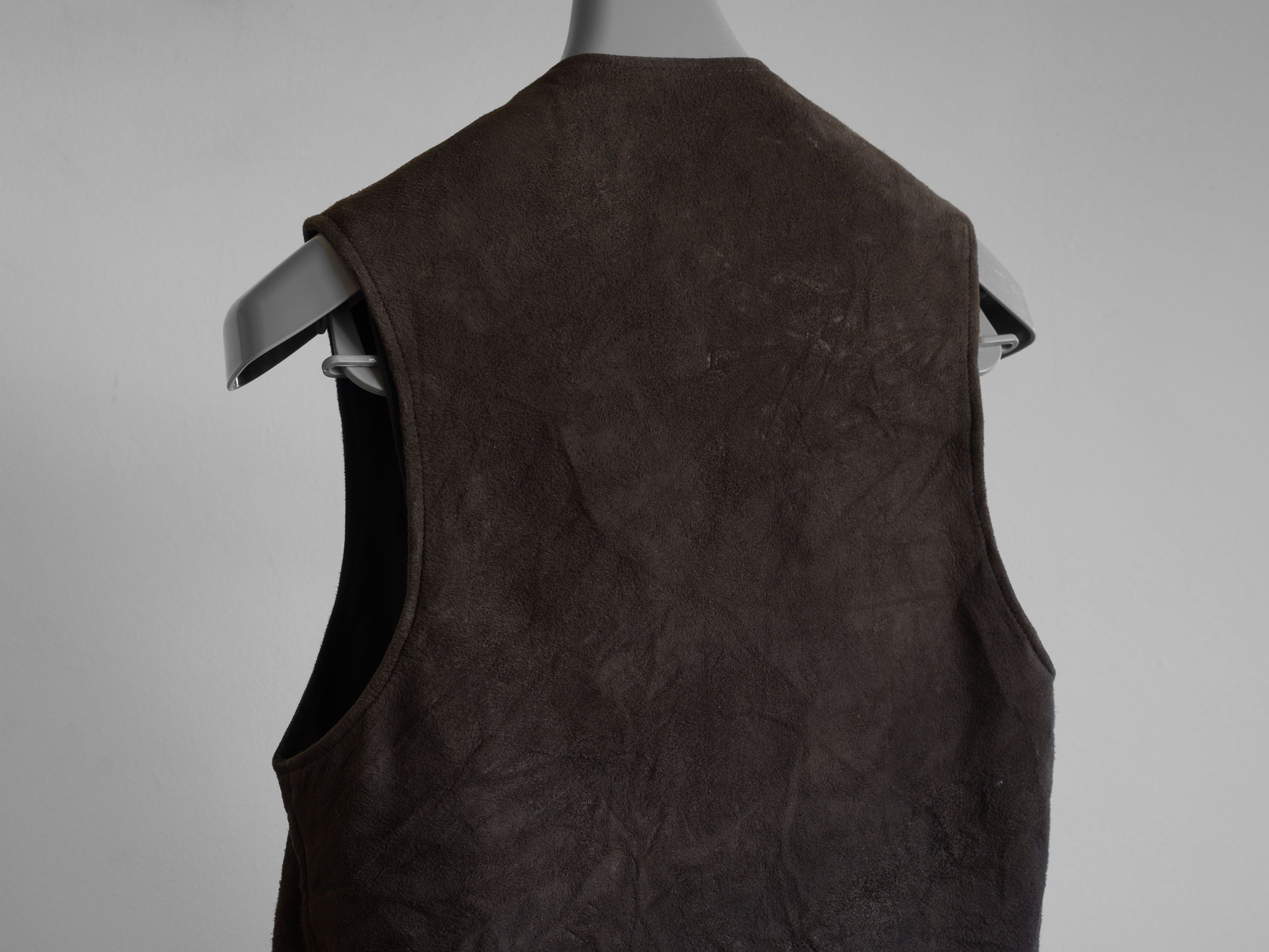 Paul Harnden Shoemakers MEN'S GILET CHAMOIS LEATHER BROWN Size US M / EU 48-50 / 2 - 7 Thumbnail
