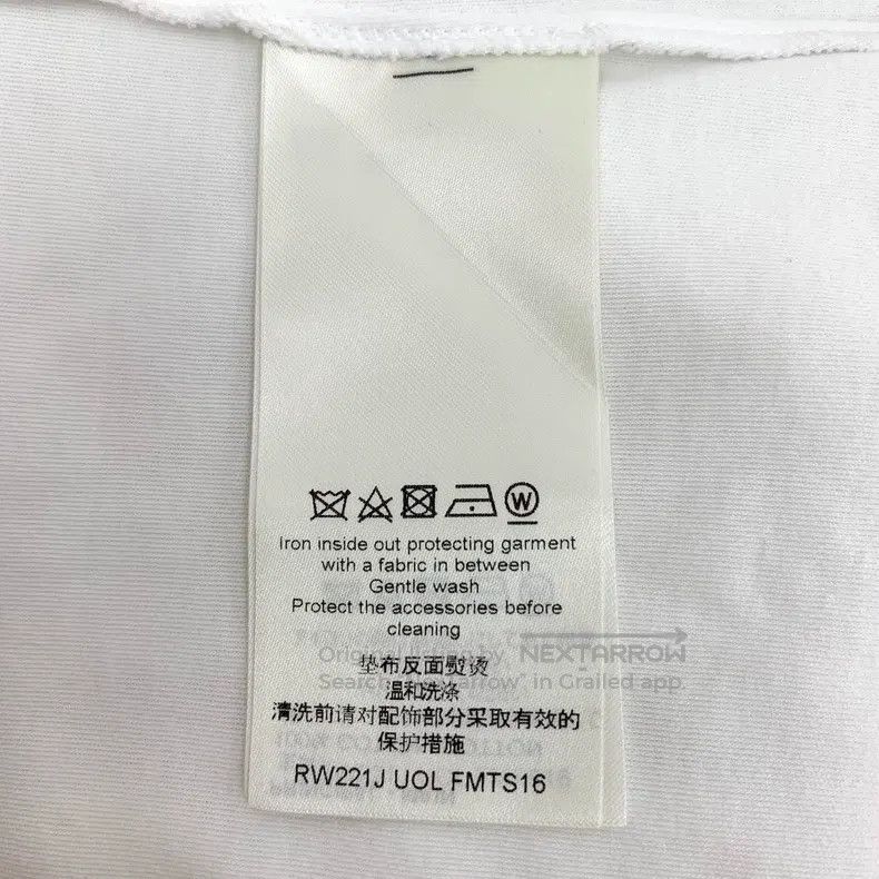 Louis Vuitton Louis Vuitton 22 white pocket logo presbyopic chain cotton Size US S / EU 44-46 / 1 - 6 Thumbnail