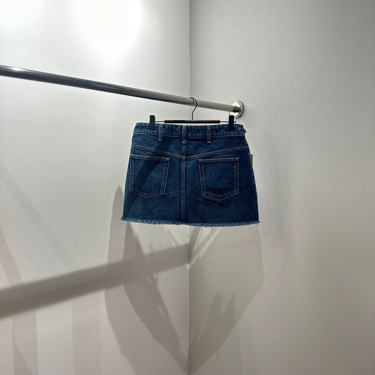 Celine Celine apr260 Triomphe Chain Denim Mini Skirt 26 Size 26" / US 2 / IT 38 - 2 Thumbnail