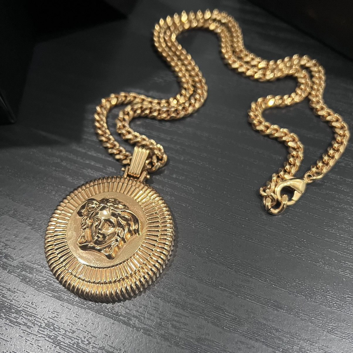 Jewelry Versace Gold Medusa Biggie Chain, Men's