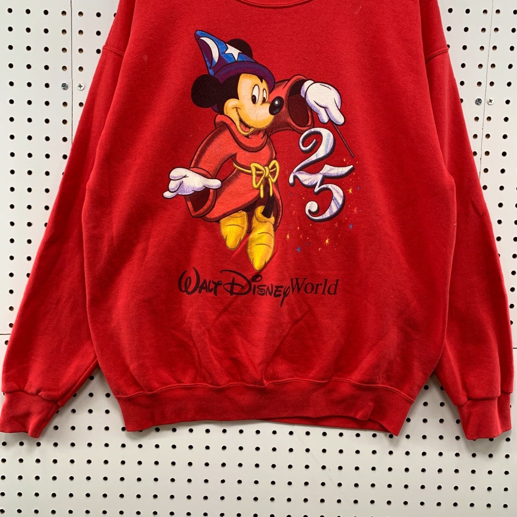 4SDESIGNS VINTAGE Mickey Designs Sweatshirt Crewneck Adult Large Red 90s Mickey Mouse USA 25th Theme Mens Size US L / EU 52-54 / 3 - 6 Thumbnail