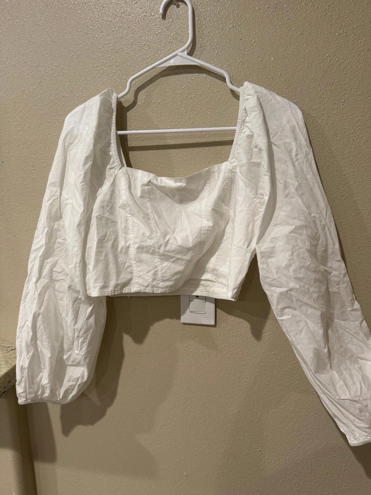 American Eagle Outfitters American Eagle White Blouse size Medium Size M / US 6-8 / IT 42-44 - 1 Thumbnail