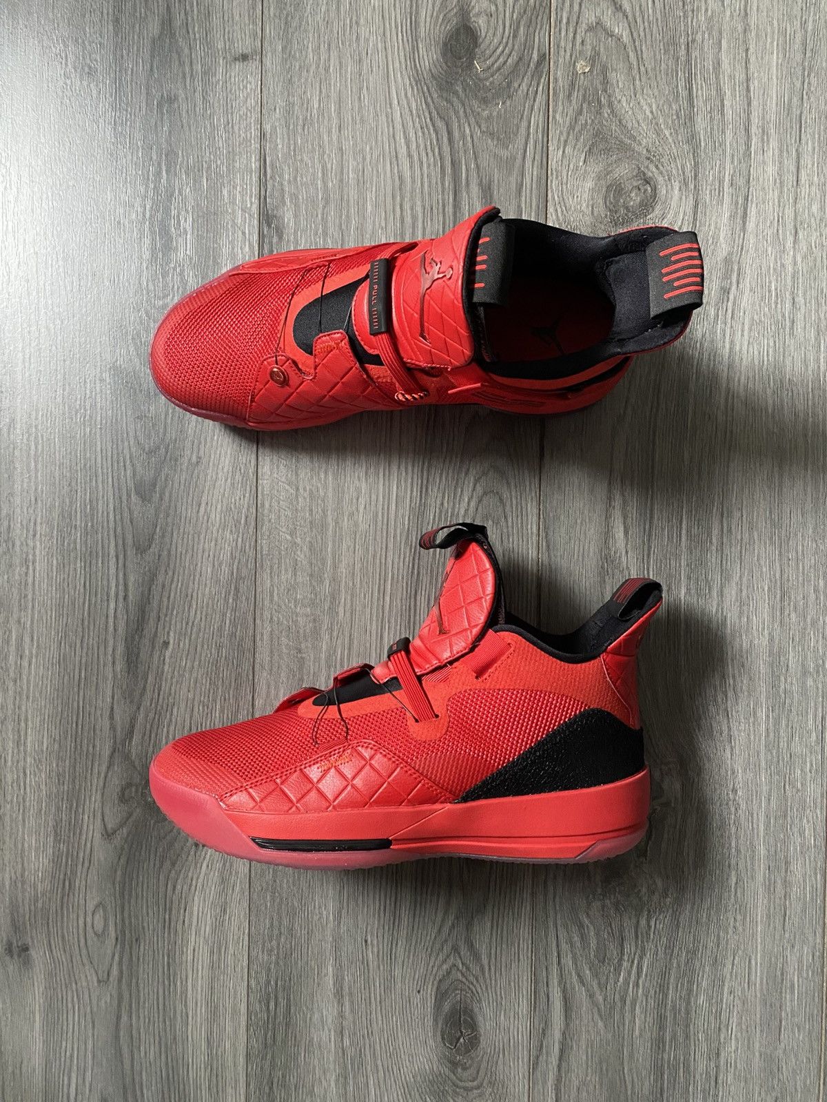 Jordan Brand Air Jordan 33 University Red Size US 11 / EU 44 - 2 Thumbnail