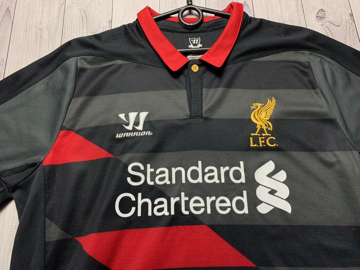 Warrior Liverpool soccer jersey Size L Size US L / EU 52-54 / 3 - 3 Thumbnail