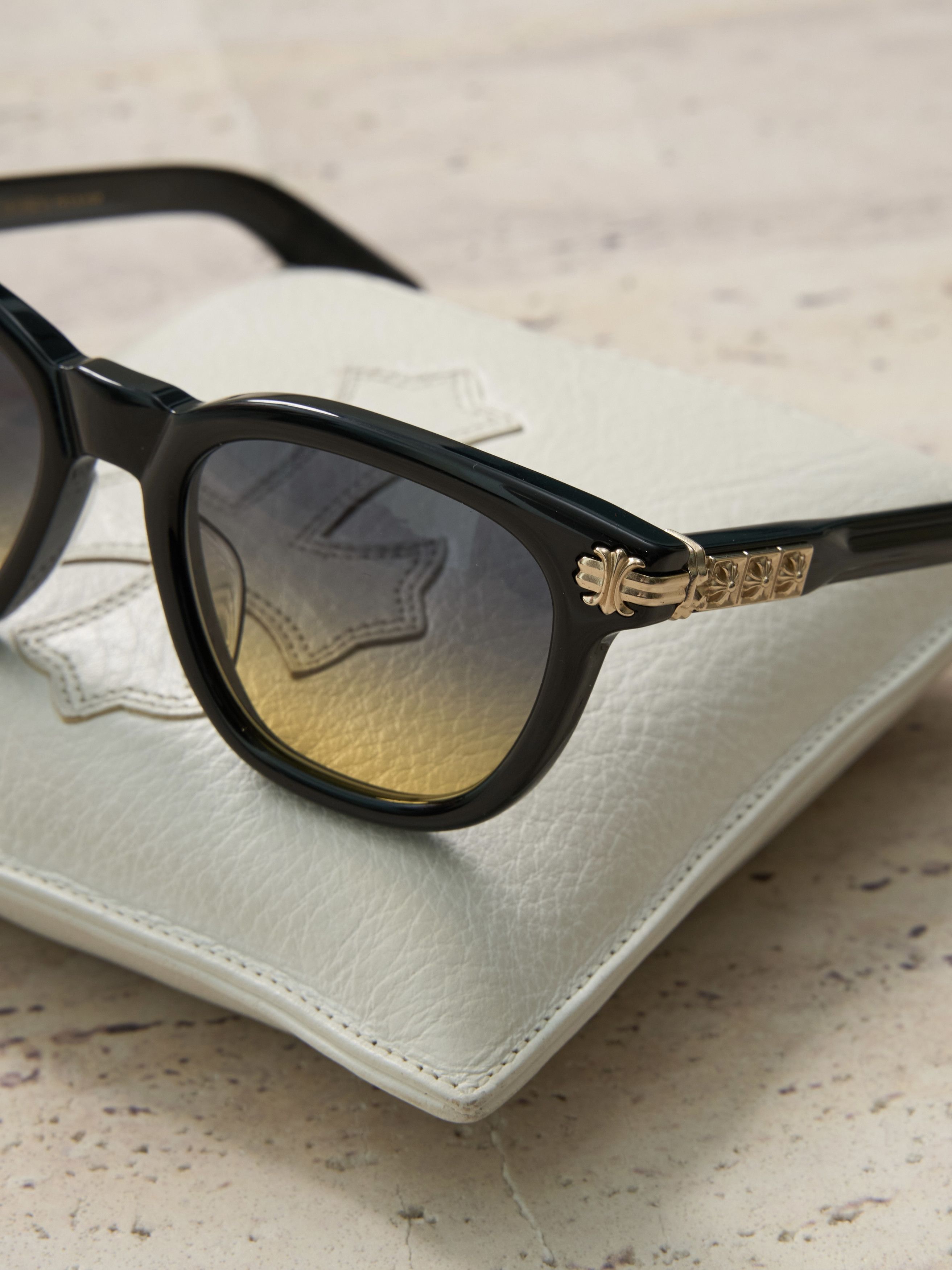 Chrome Hearts CHROME HEARTS SMOKE SHOW SUNGLASSES Size ONE SIZE - 11 Thumbnail