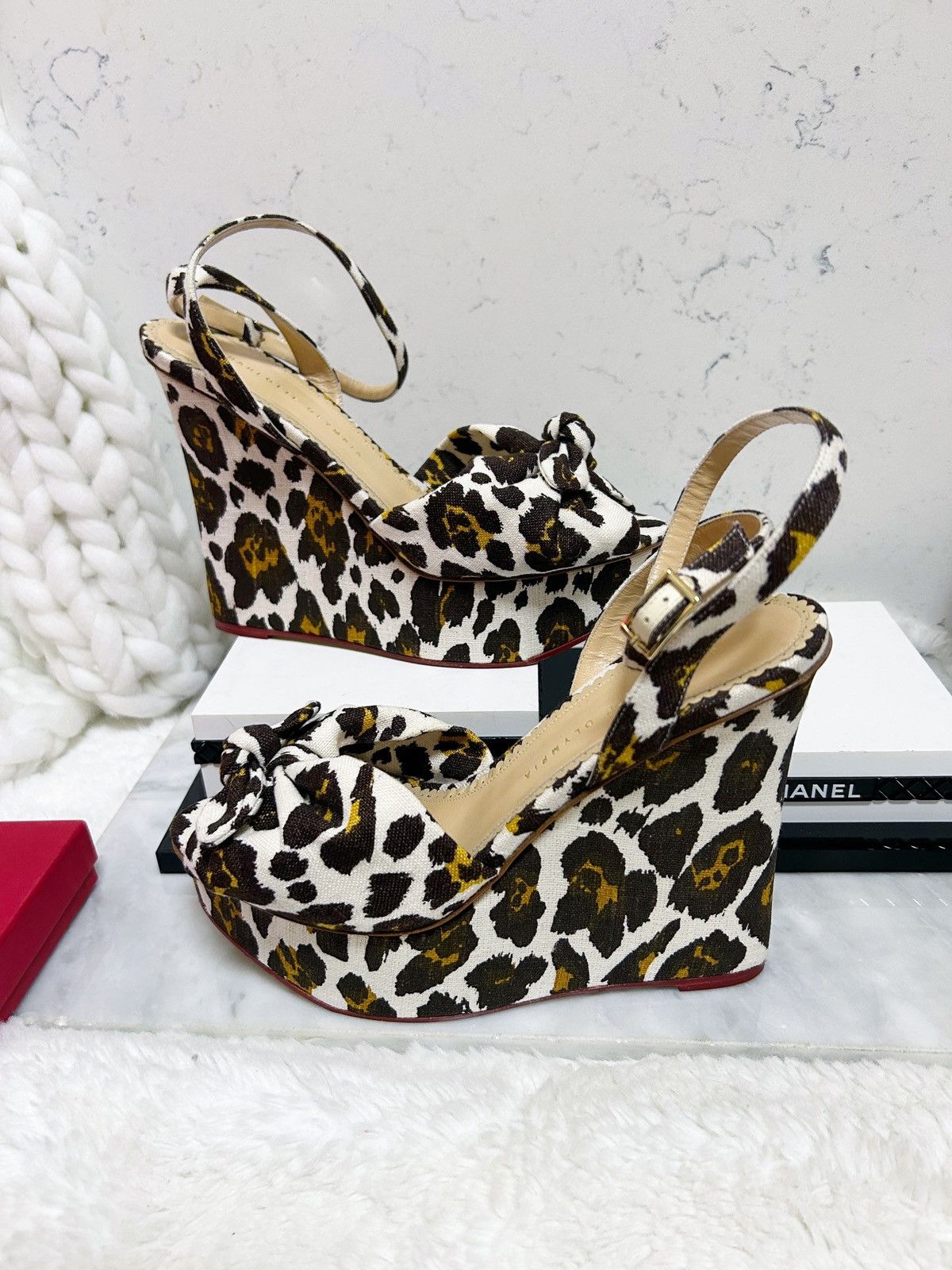 Charlotte Olympia Authentic Charlotte Olympia Miranda Bow Platform Wedges Size US 11 / IT 41 - 1 Thumbnail
