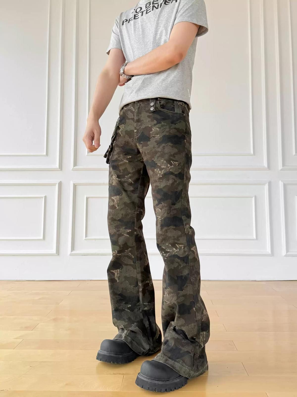Other Camo Cargo Flared Pants Size US 30 / EU 46 - 4 Thumbnail