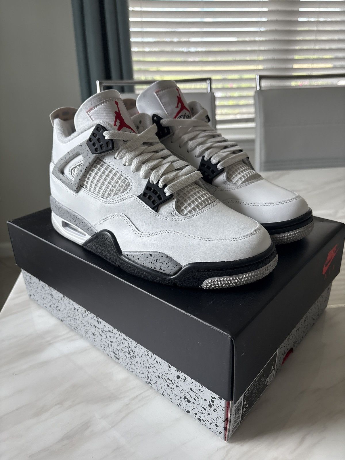 Jordan Brand × Nike Jordan 4 White Cement 2025 Size US 8 / EU 41 - 1 Thumbnail