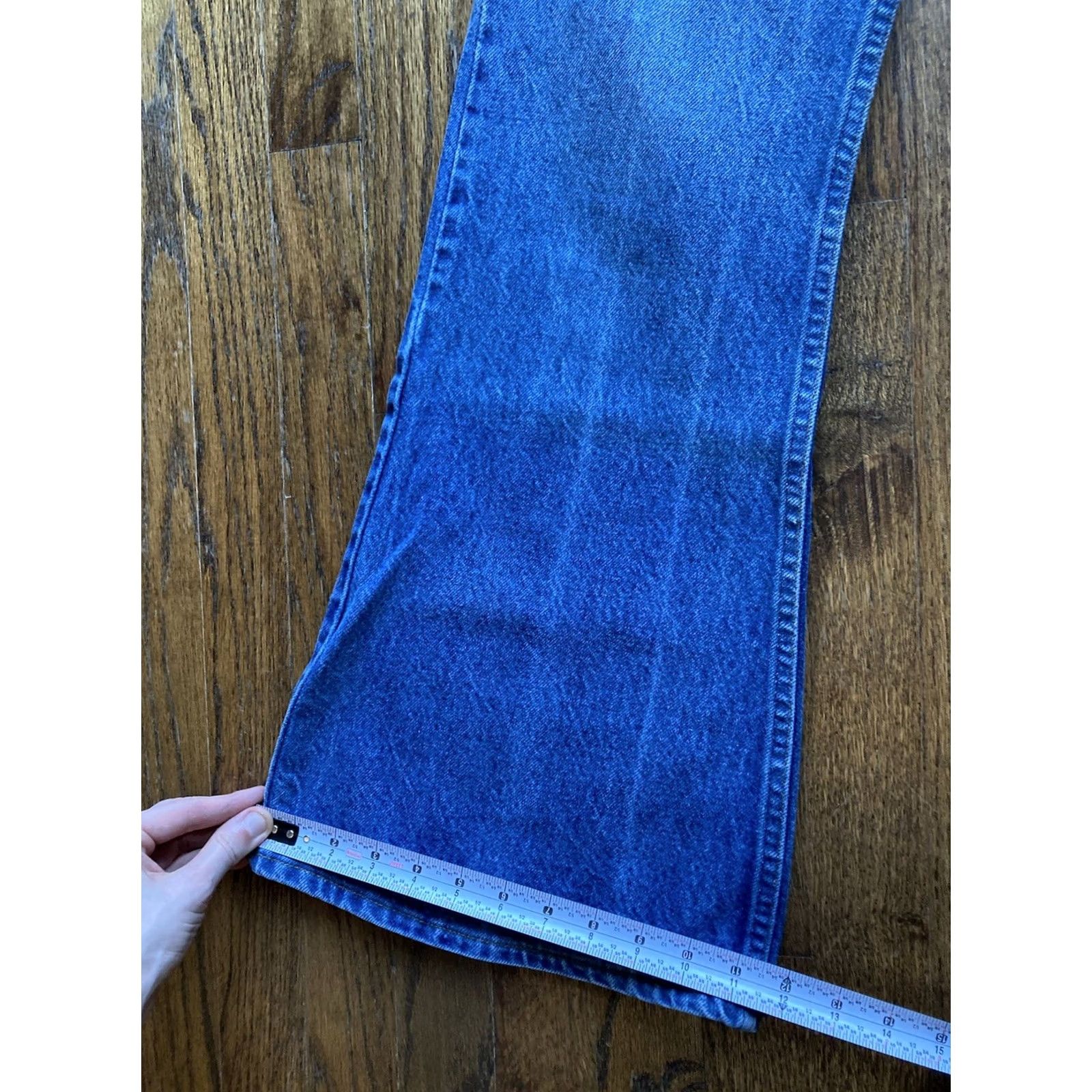 Levi's VINTAGE Levi's Jeans 684 Bell Bottom Flare Womens Size 31 31.5 Inseam Orange Tab Blue 70s 80s Hippie USA Mens/ Womens Size 24" / US 00 / IT 34 - 5 Thumbnail
