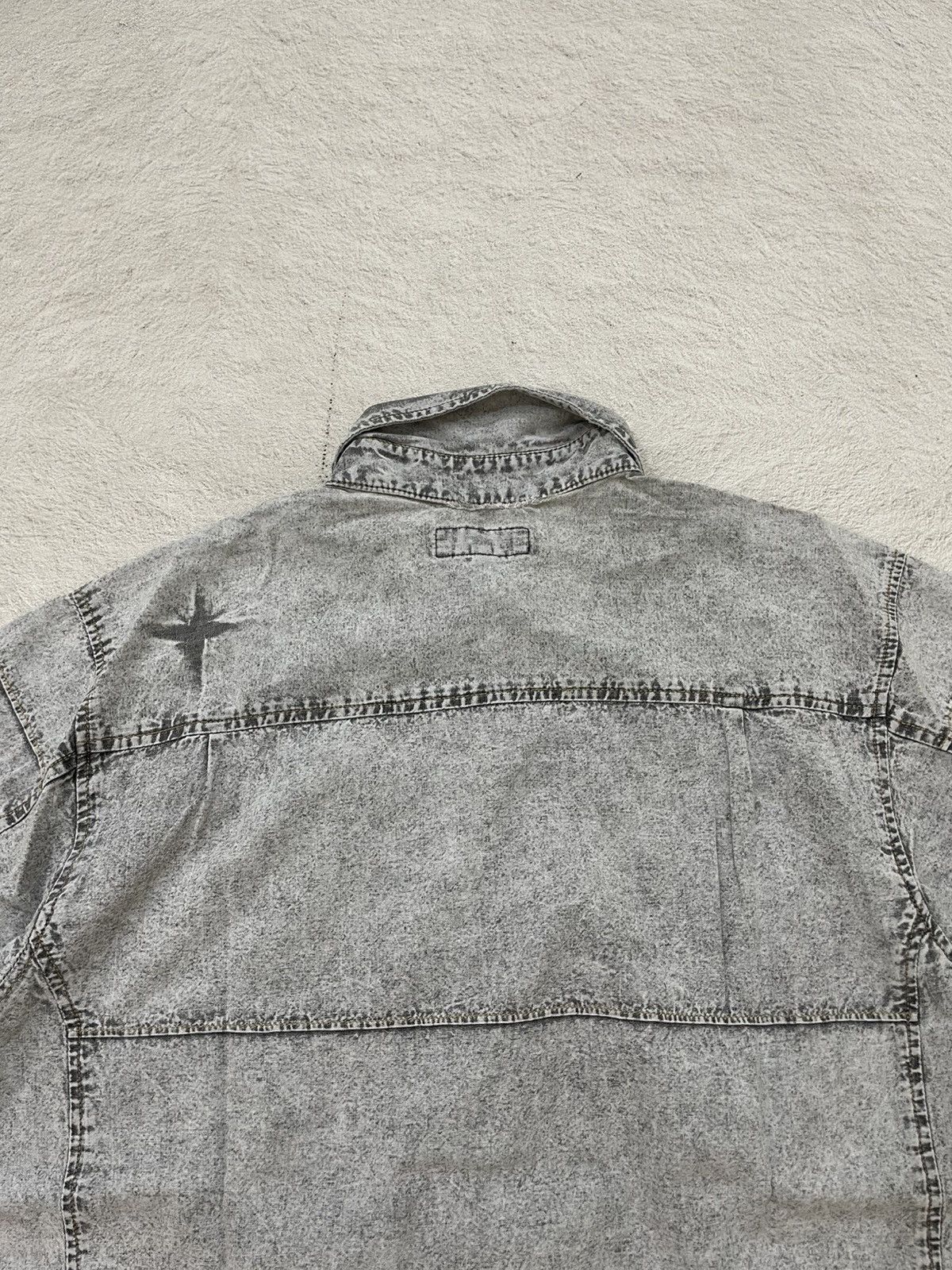 Le Grande Bleu (L.G.B.) 00s intheattic Washed Grey Denim Text Print Distressed poem Size US L / EU 52-54 / 3 - 10 Thumbnail
