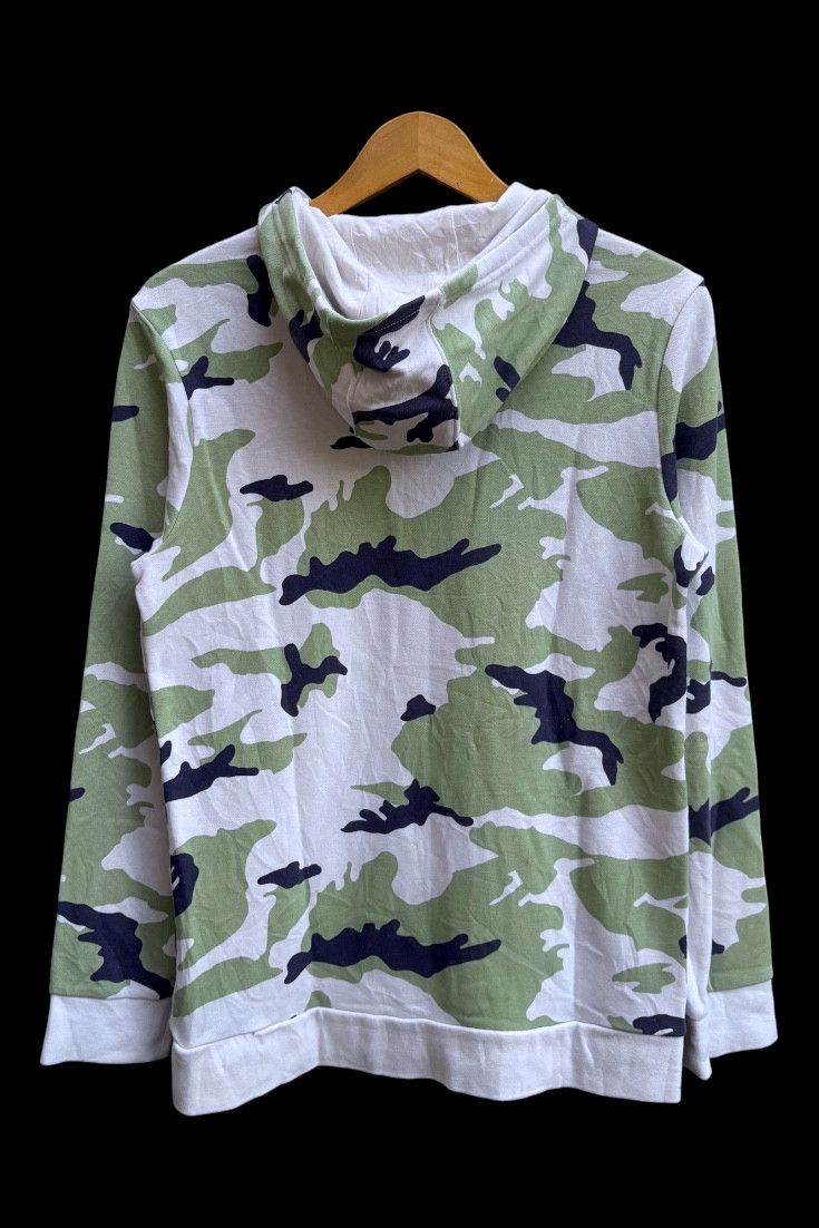 Adidas Adidas camoflage big logo hoodie Size M / US 6-8 / IT 42-44 - 2 Thumbnail