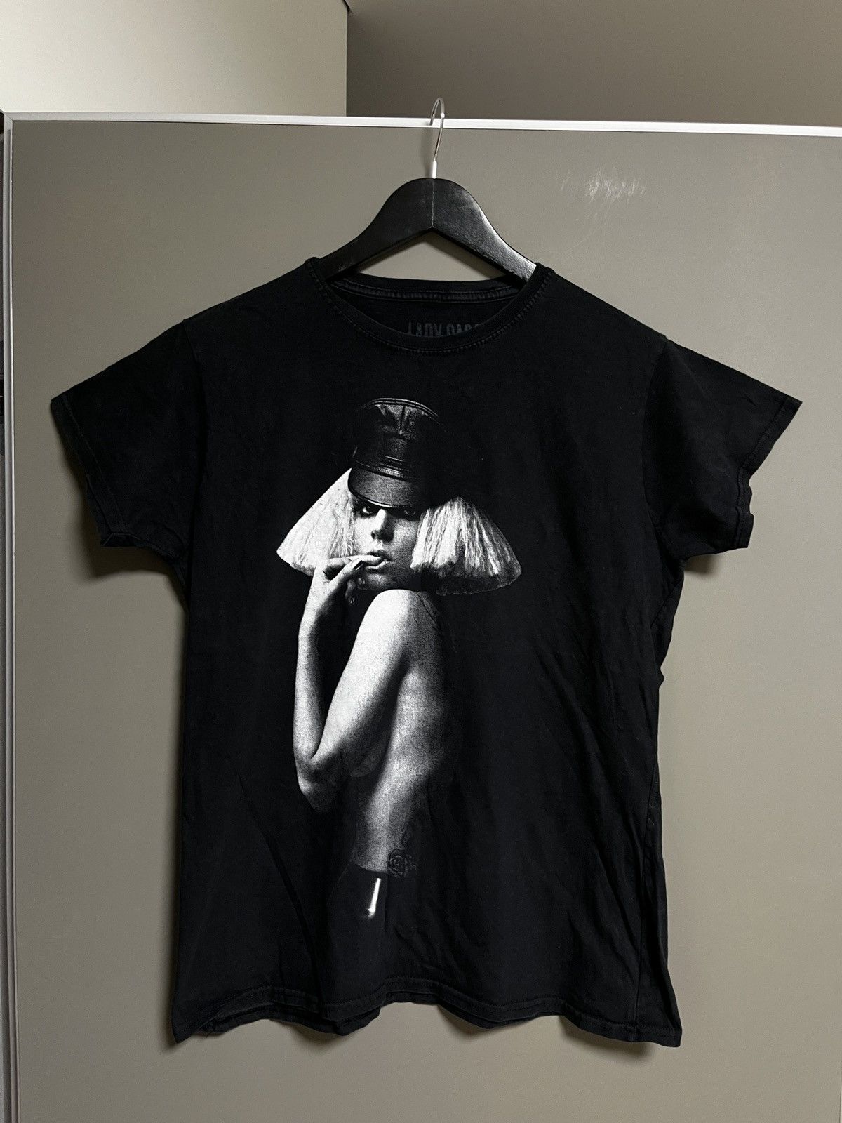 Band Tees Lady Gaga Portrait Black T-shirt Size US L / EU 52-54 / 3 - 1 Thumbnail