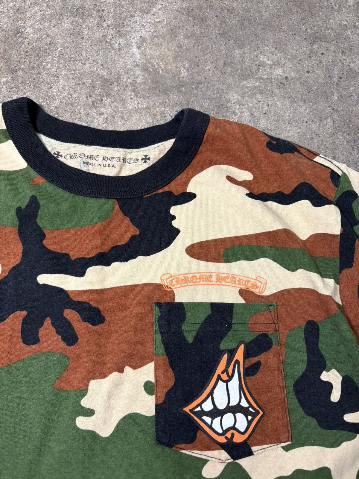 Chrome Hearts × Matty Boy CHROME HEARTS MATTY BOY CAUTION CAMO TEE Size US XXL / EU 58 / 5 - 3 Thumbnail