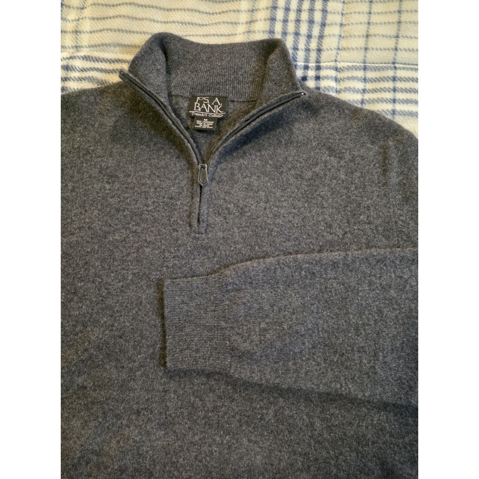 Jos. A. Bank VINTAGE Jos. A. Bank Travelers Collection 100% Cashmere 1/4 Sweater Charcoal Gray Medium Size US M / EU 48-50 / 2 - 2 Thumbnail