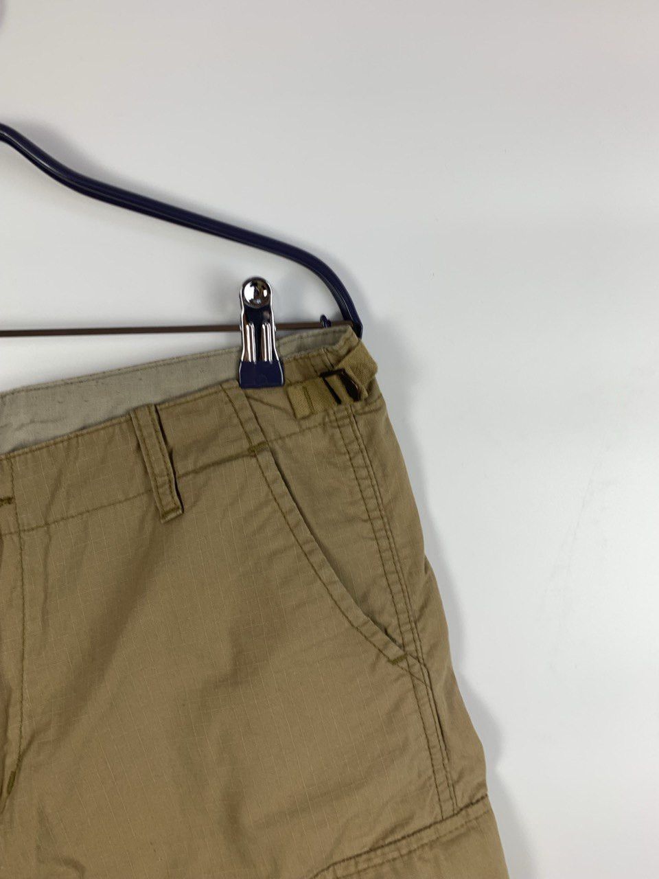 Carhartt Carhartt shorts beige 33 Size US 33 - 2 Thumbnail