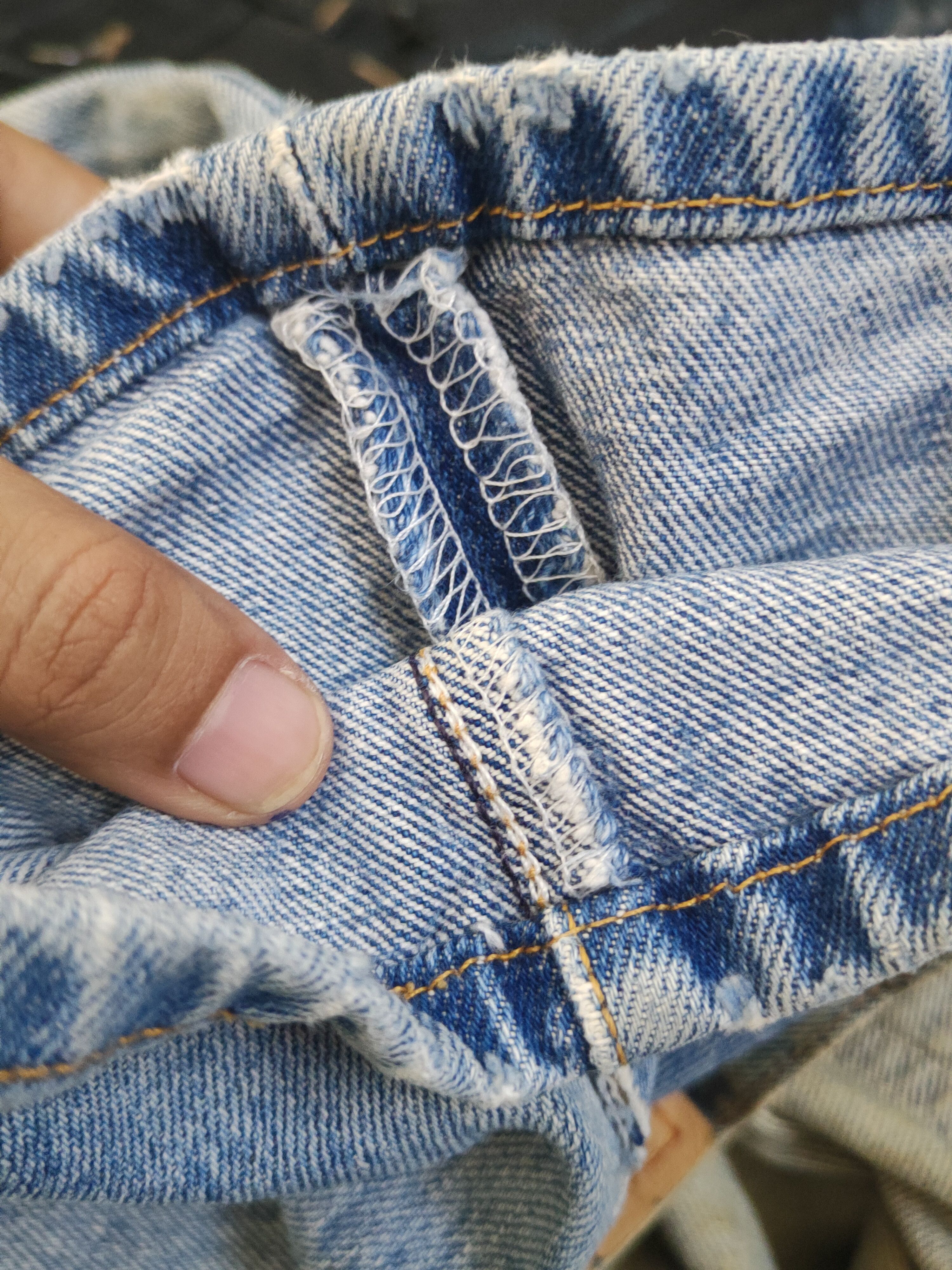 Levi's 501 Levis vintage Blue Distressed Ripped denim Jeans #W1619 Size US 34 / EU 50 - 16 Thumbnail