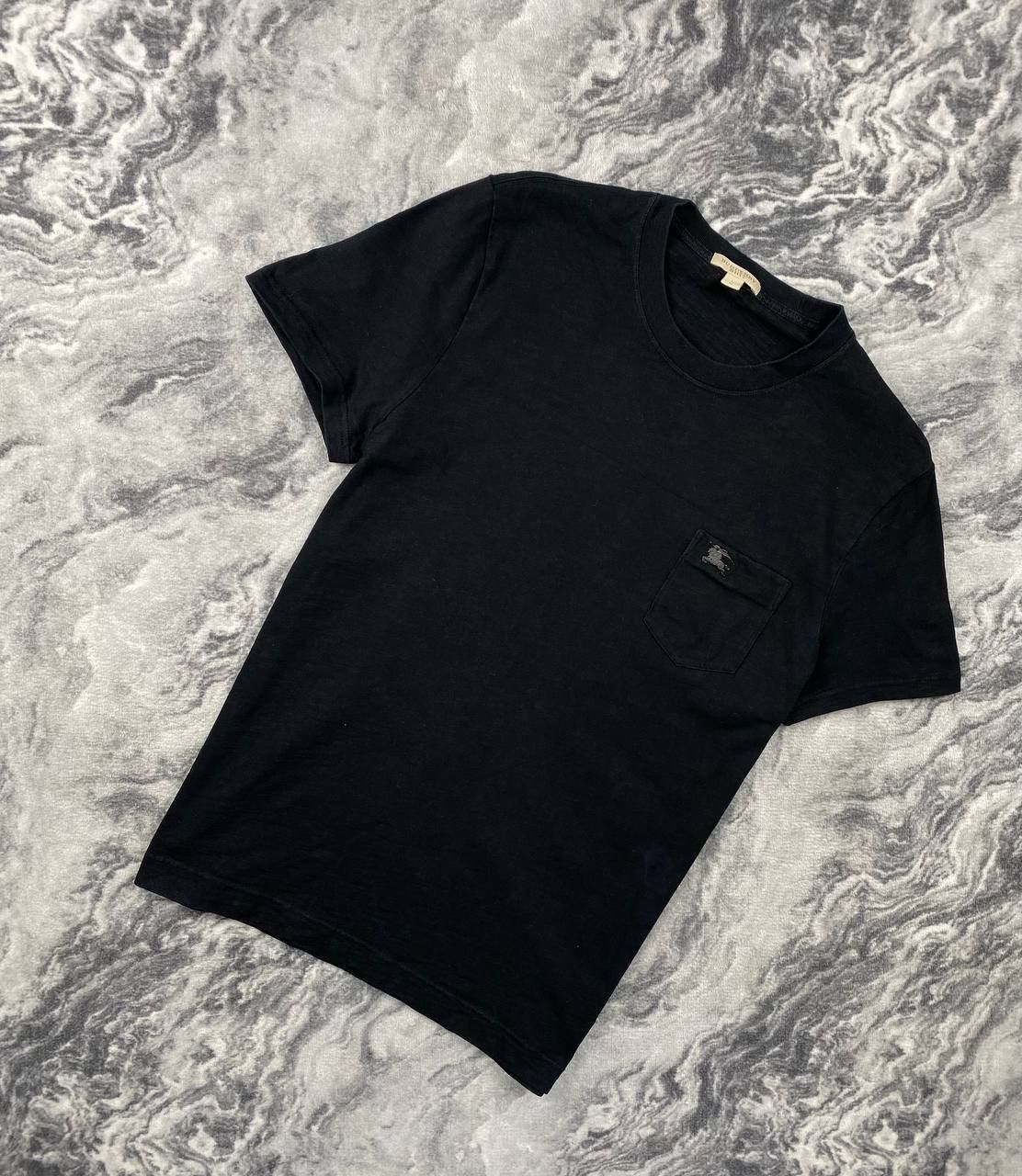 Burberry Burberry Brit Metal Logo T-Shirt Men Size L Black Size US L / EU 52-54 / 3 - 1 Thumbnail