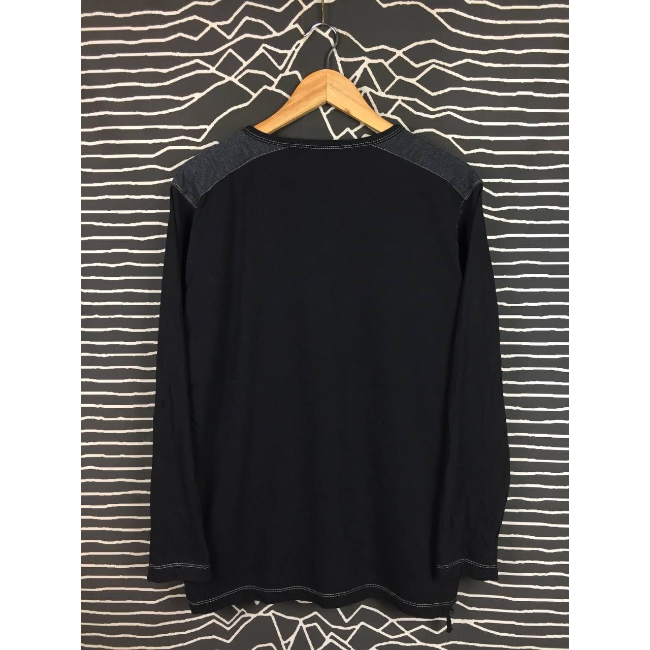 Vintage Distressed Michael Brandon Split V Neck Longsleeve Tee Size US L / EU 52-54 / 3 - 11 Thumbnail