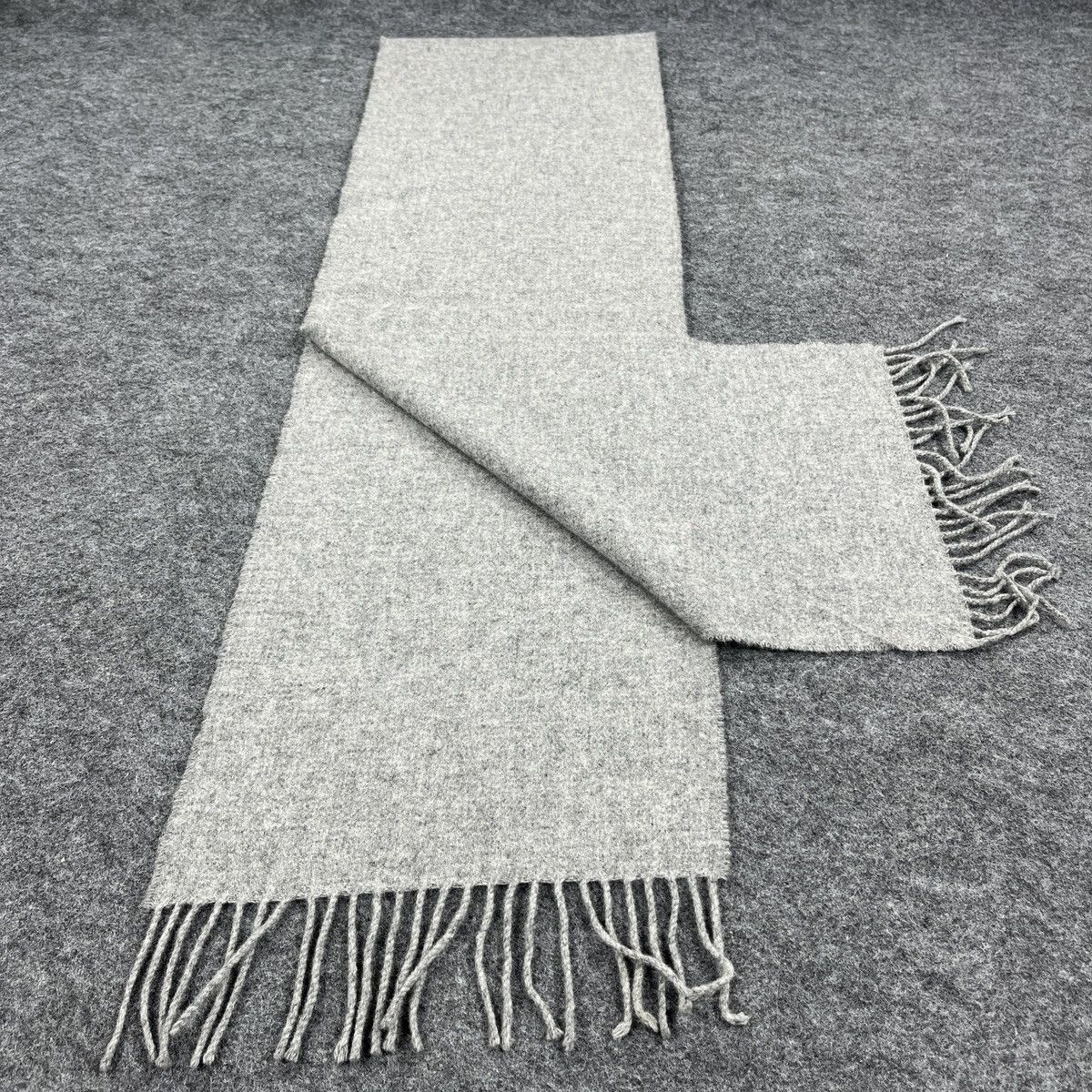 Johnstons Of Elgin Johnstons Of Elgin Scarf / Muffler / Neckwear T1015 Size ONE SIZE - 2 Thumbnail