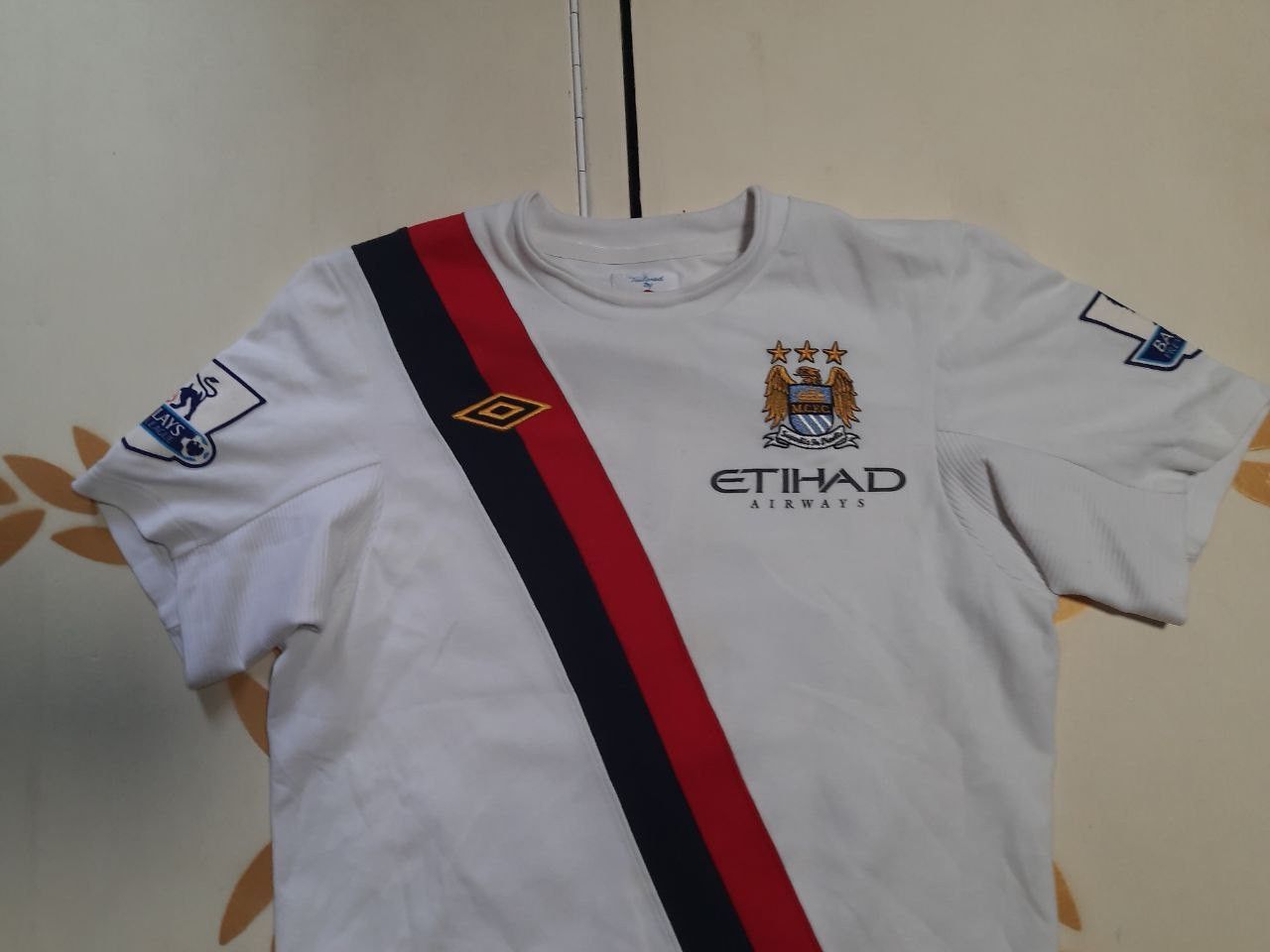 Umbro Umbro Manchester City Jersey 32 Tevez 2009-2011 size 152 cm Size US XXS / EU 40 - 3 Thumbnail