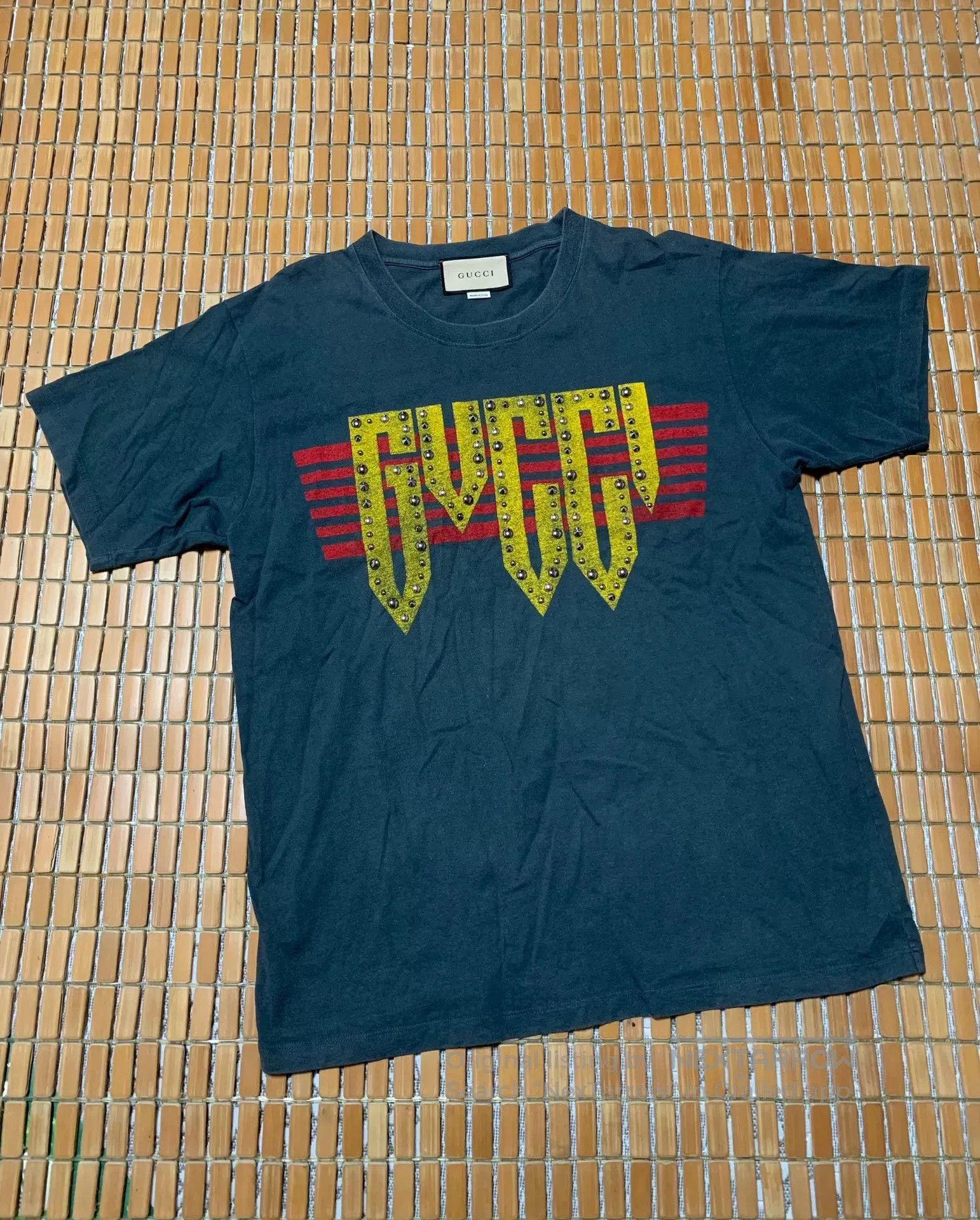 Gucci Gucci Printed Logo Rivet Short Sleeve. Size XS / US 0-2 / IT 36-38 - 1 Thumbnail