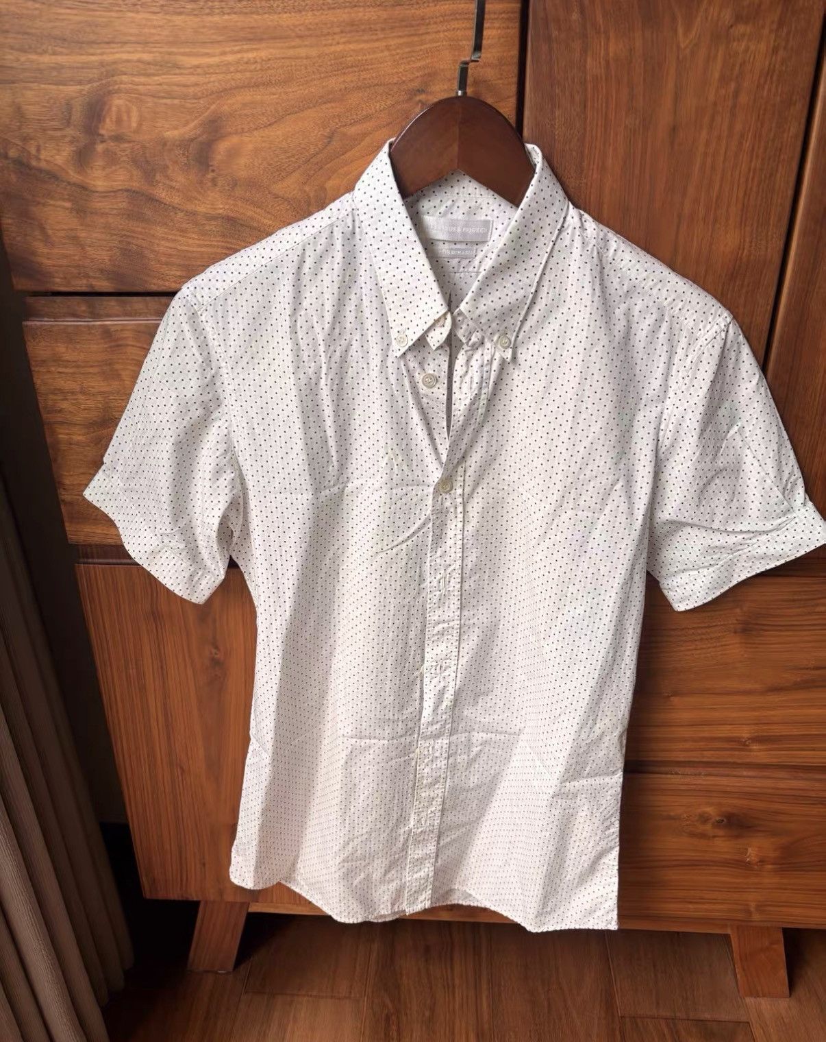 Alexander McQueen Alexander McQueen Classic Skull Print Short Sleeve Shirt J2 Size US S / EU 44-46 / 1 - 1 Thumbnail