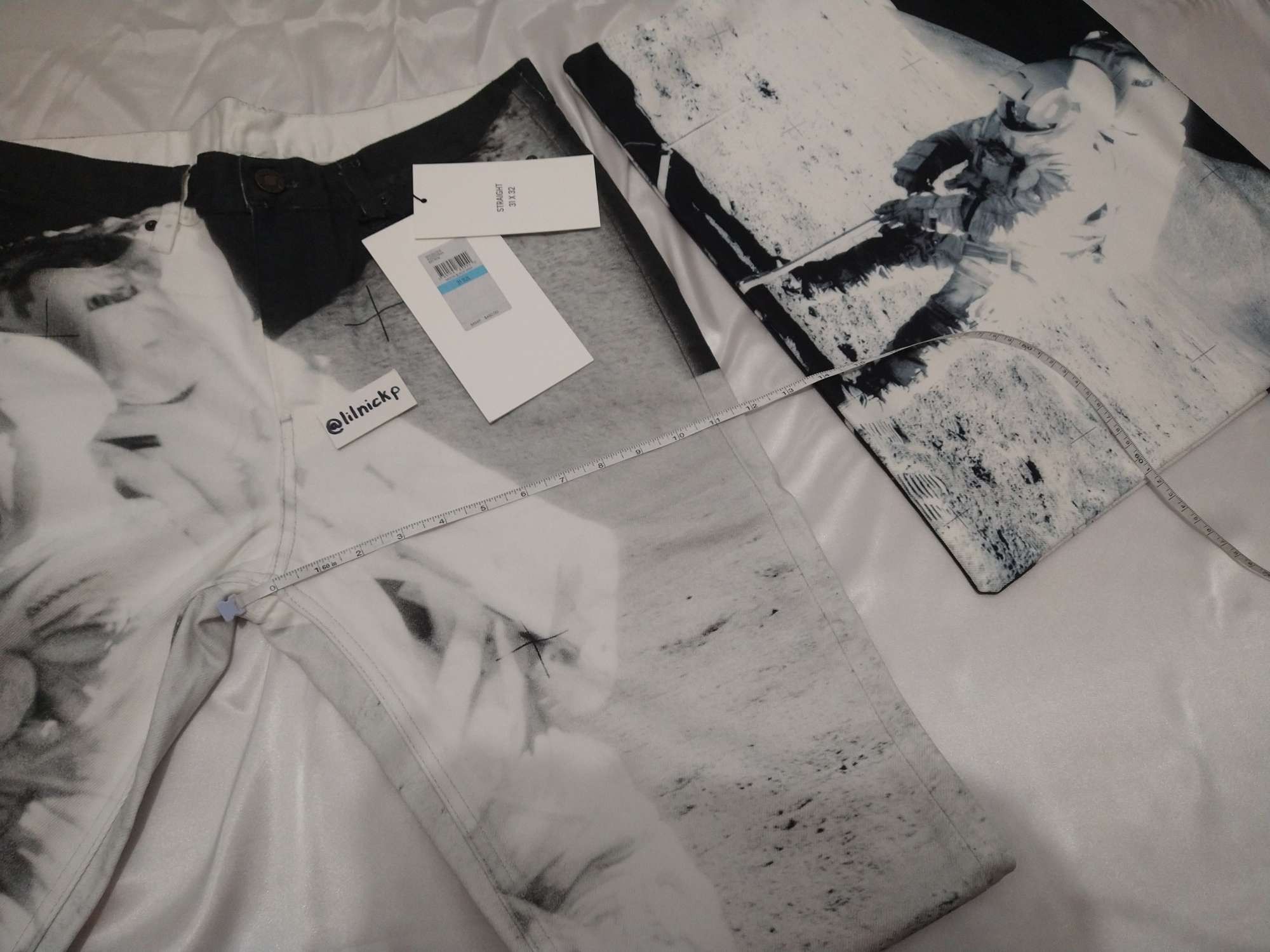 Calvin Klein 205W39NYC EST. 1978 Straight Leg Moon Landings Jeans Size US 31 - 8 Thumbnail