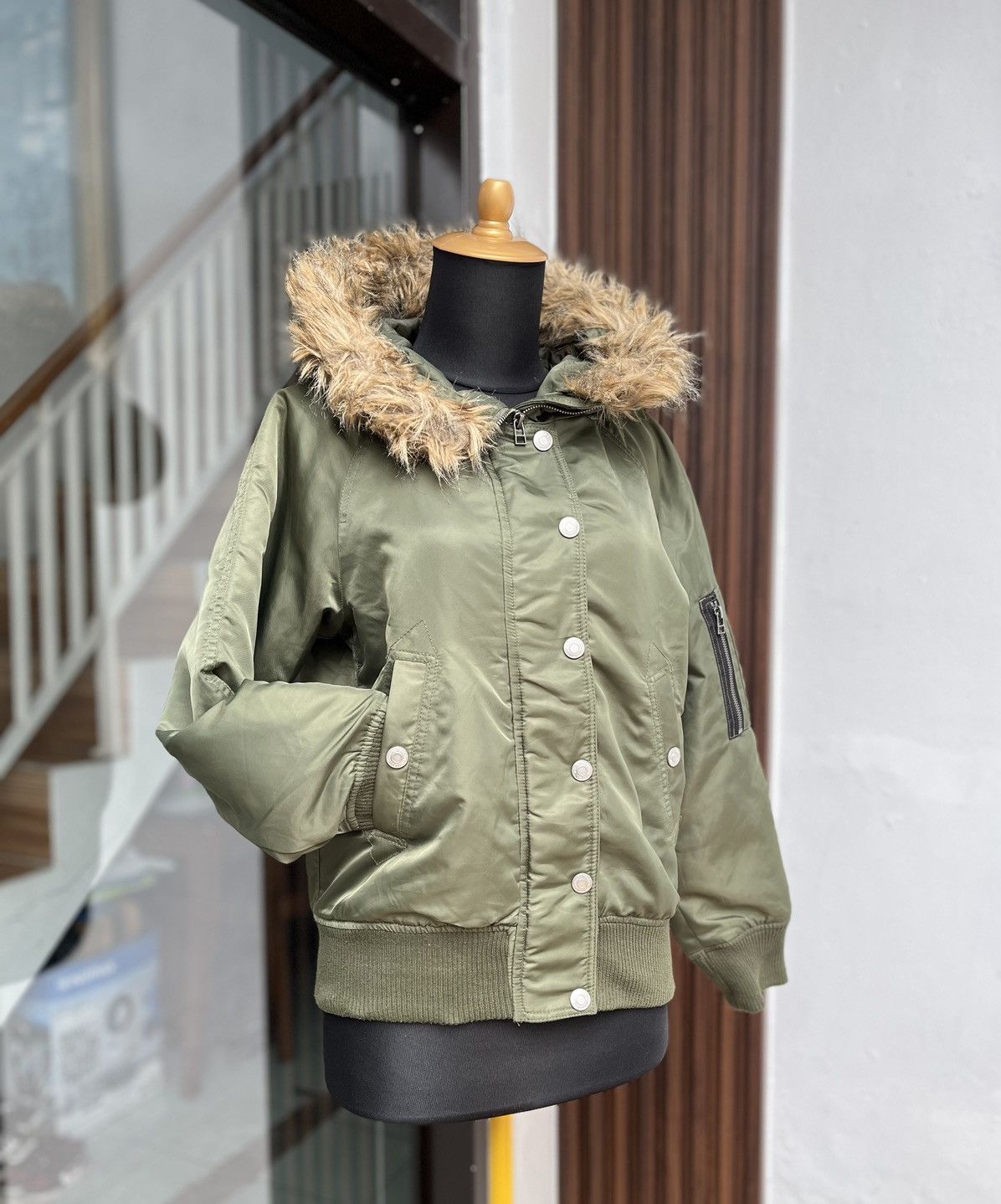 If Six Was Nine Y2K Bomber Jacket Love Toxic Japan Fur Faux Hooded Size L / US 10 / IT 46 - 4 Thumbnail