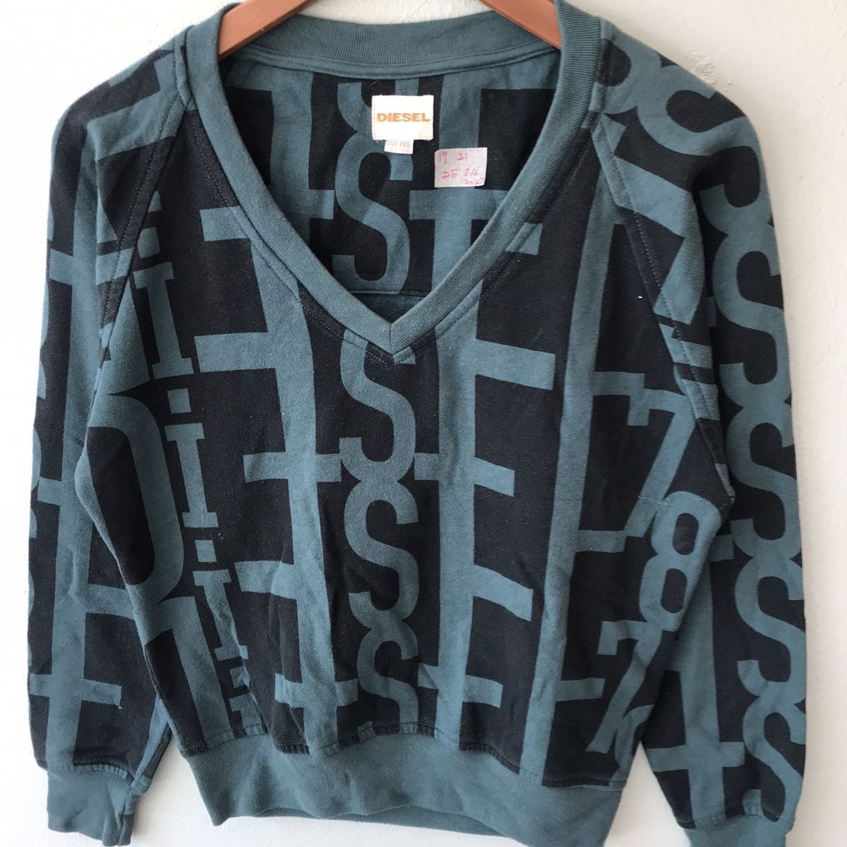 Diesel Diesel crop top sweater pullover vneck Size XS / US 0-2 / IT 36-38 - 3 Thumbnail