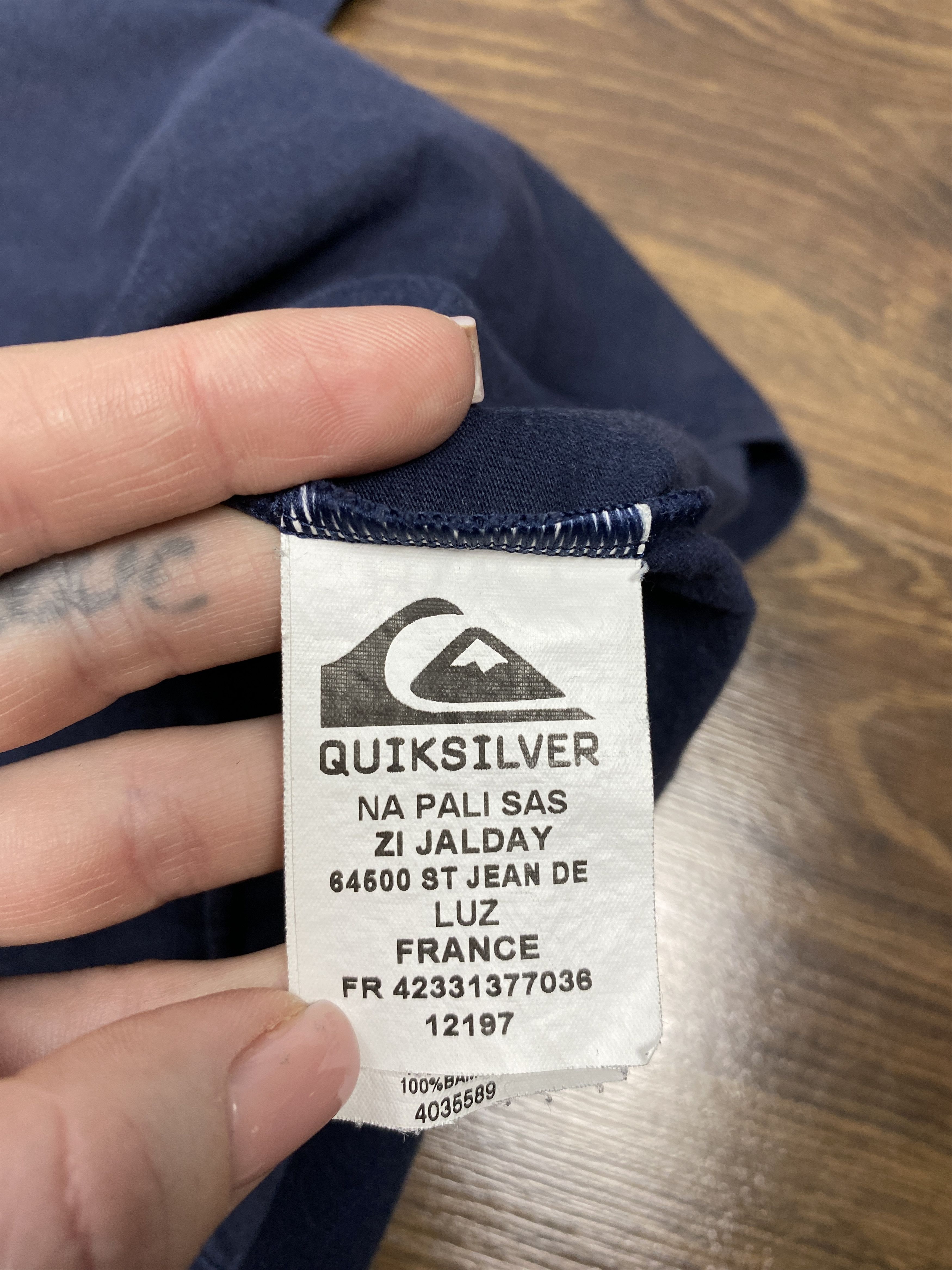 Quiksilver × Vintage перефоткать Quiksilver vintage center logo t-shirt Size US M / EU 48-50 / 2 - 6 Thumbnail