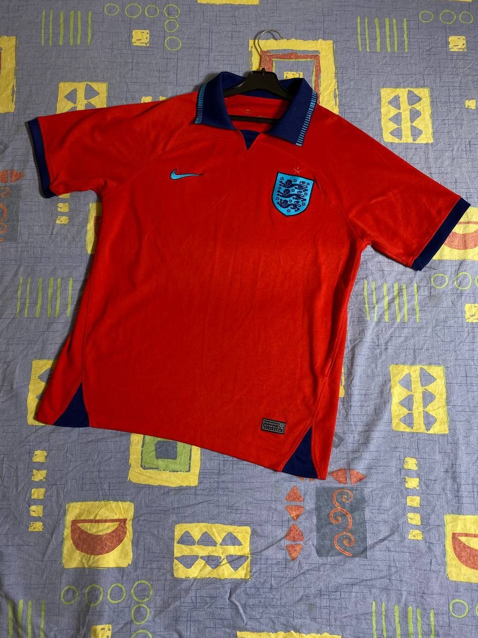 Nike × Vintage 90s Nike Central Swoosh Vintage Y2K Oversized Retro T-Shirt Size US L / EU 52-54 / 3 - 6 Thumbnail