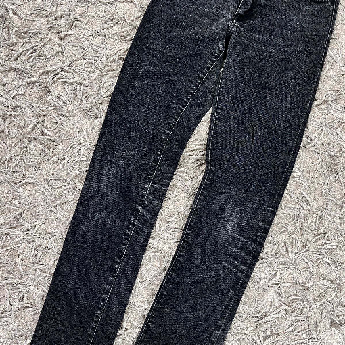 Acne Studios Skinny Black Faded Jeans Acne Studios Avant Garde 90s Y2k Size 24" / US 00 / IT 34 - 14 Thumbnail