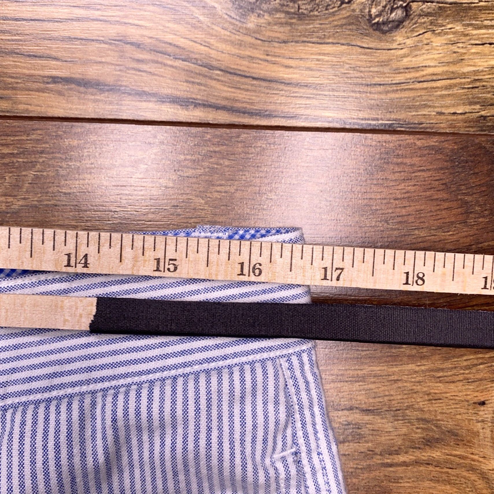 Chaps Chaps Chino Short Adult 34 Blue Striped Preppy Knit 97% Cotton 3% Elastane Zip Regular Slim/Flat Front Pockets Mens Casual Vintage No (if allowed) Size US 34 / EU 50 - 7 Thumbnail