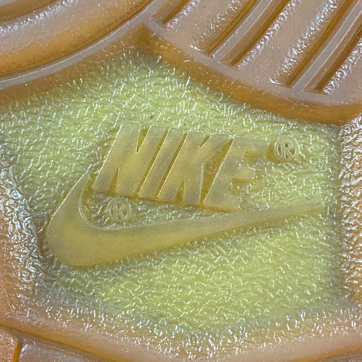 Nike SB Dunk Low Mosquito 2008 Size US 8.5 / EU 41-42 - 14 Thumbnail