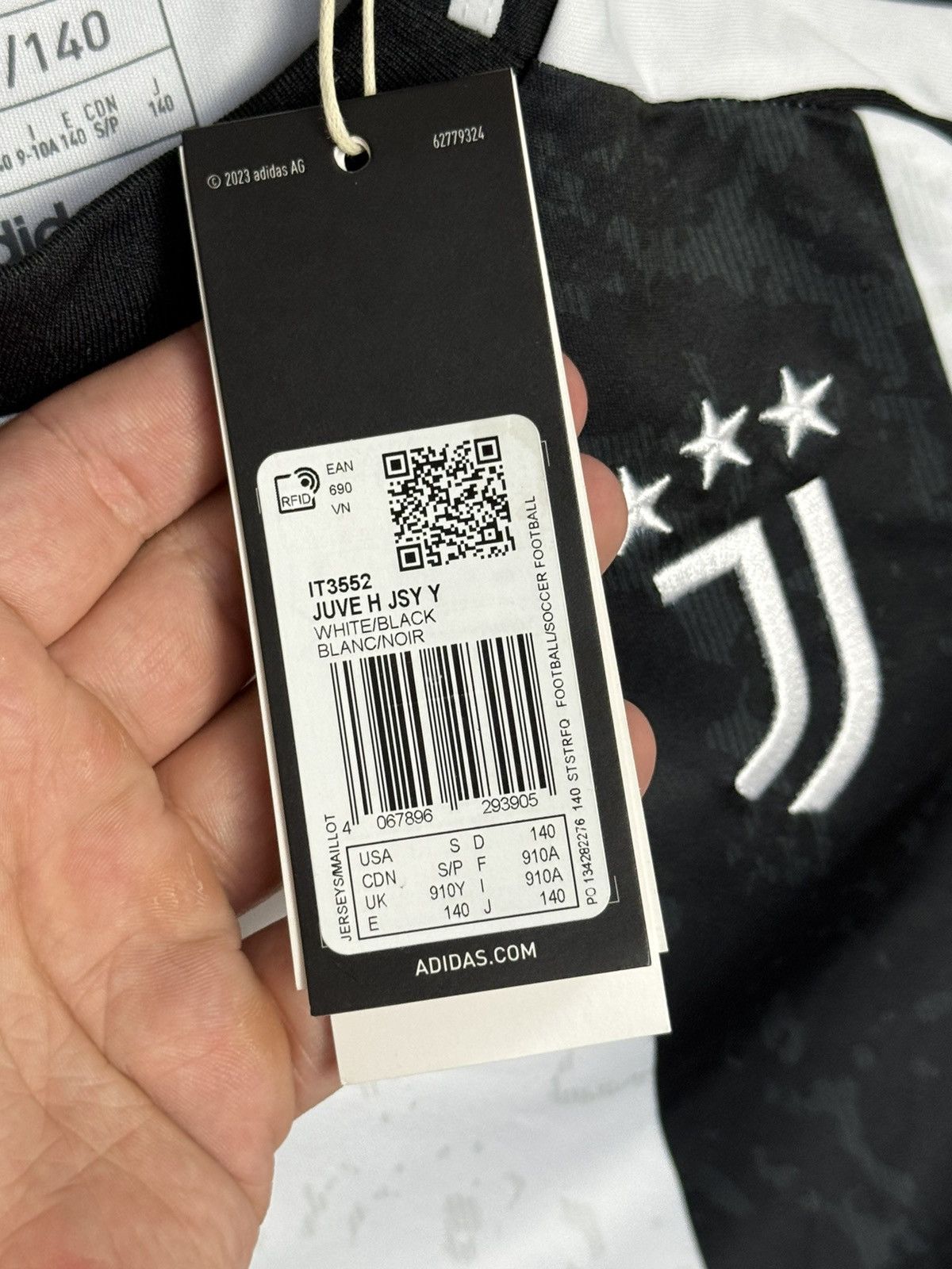 Adidas KIDS New Juventus 24/25 Home Football Jersey T-Shirts Size US XS / EU 42 / 0 - 10 Thumbnail