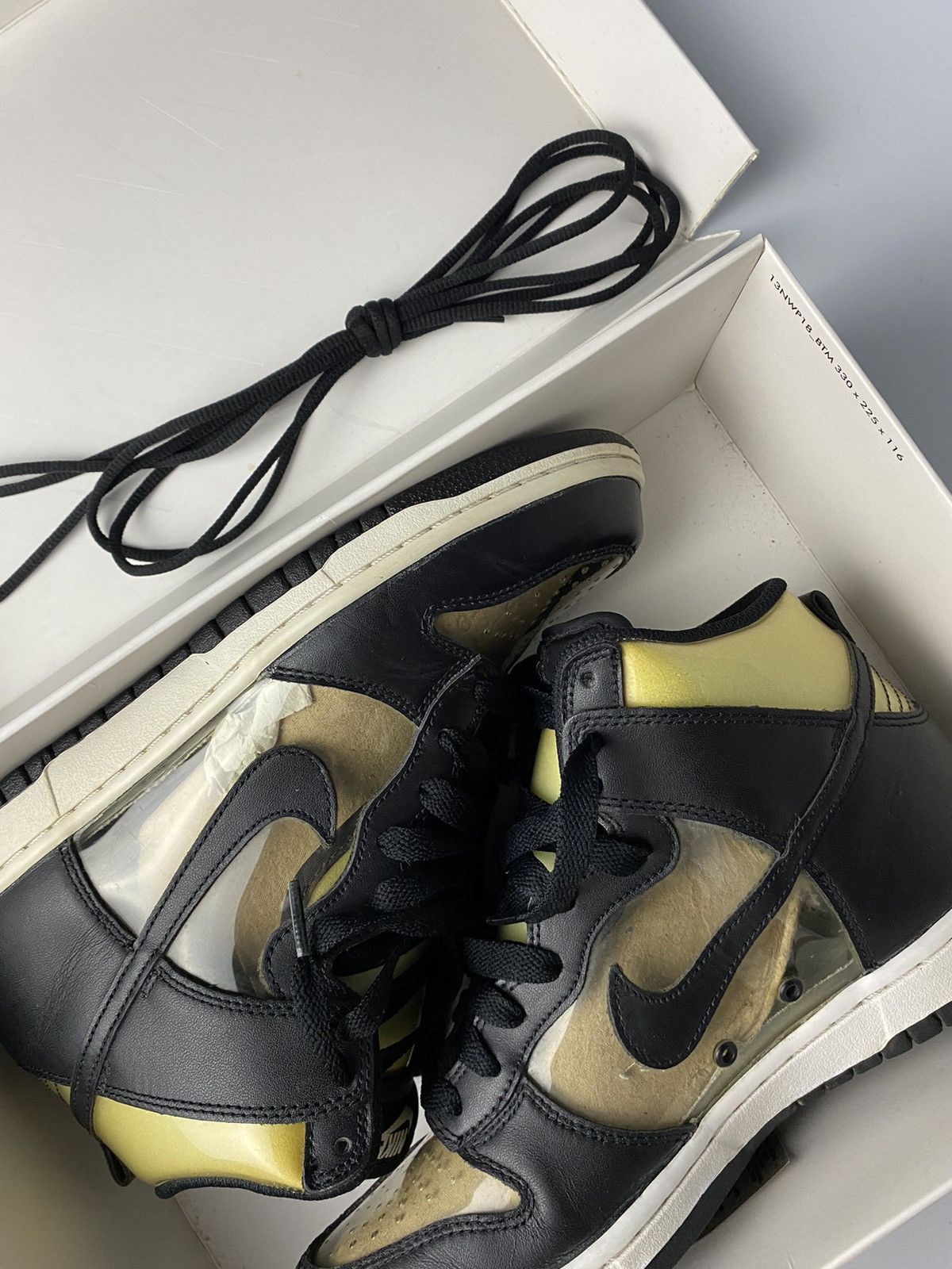 Comme des Garcons × Nike Comme des garcons x Dunk High Retro "Clear" Size 8us Size US 8 / EU 41 - 9 Thumbnail