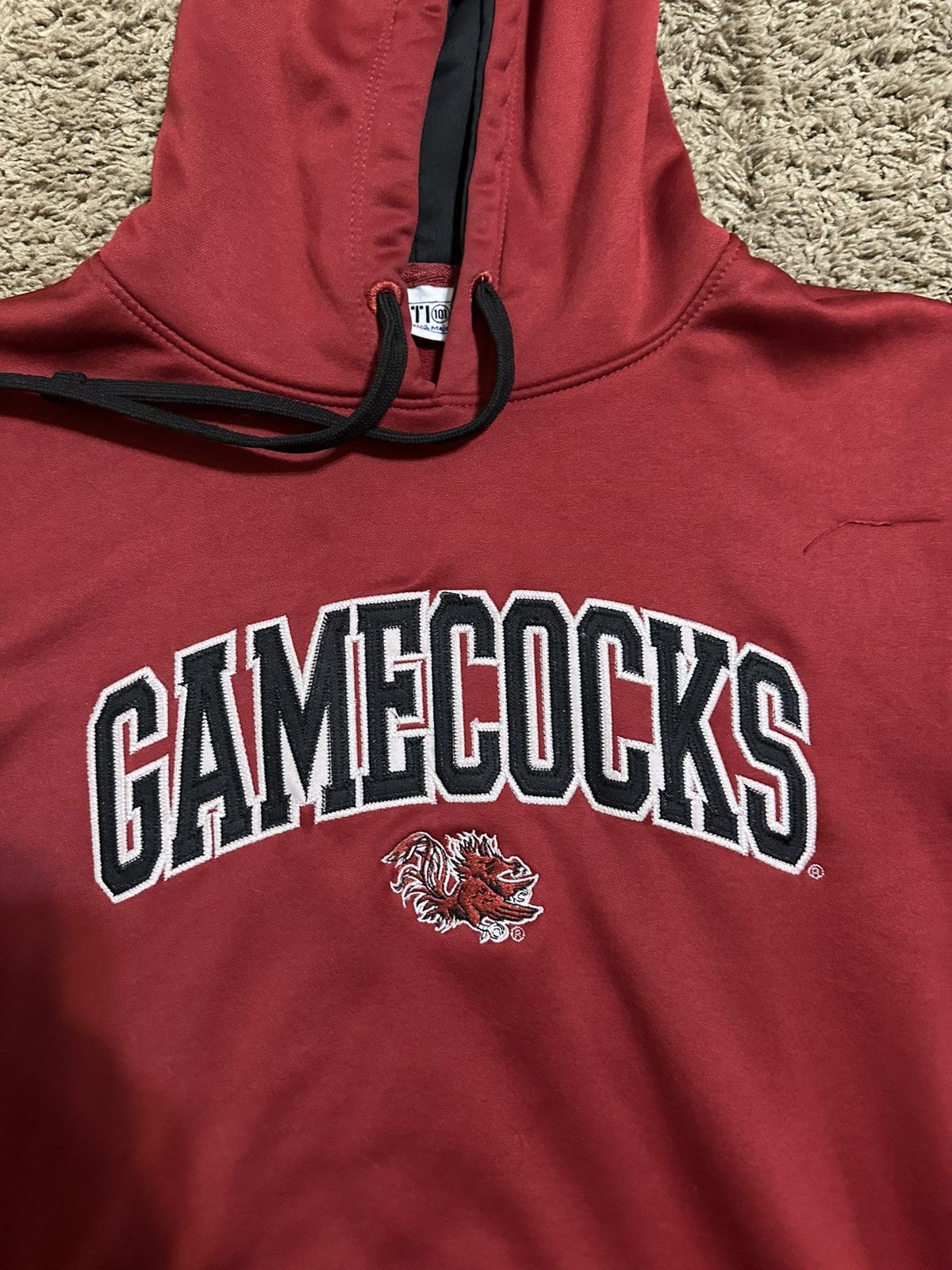 Majestic × NCAA × Vintage Vintage NCAA Majestic South Carolina hoodie 90s size medium Size US M / EU 48-50 / 2 - 2 Thumbnail
