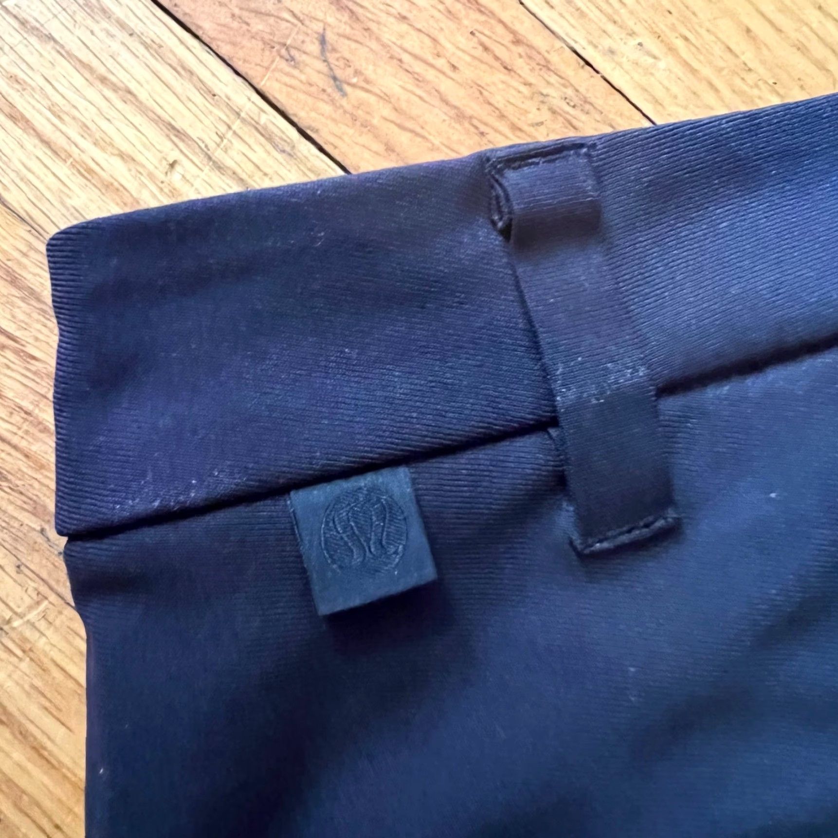 Lululemon Lululemon Pants Mens 36 X33.5 ABC Commission Dress Slacks Performance Black Mens Regular Ankle 33 in Black Size US 36 / EU 52 - 5 Thumbnail